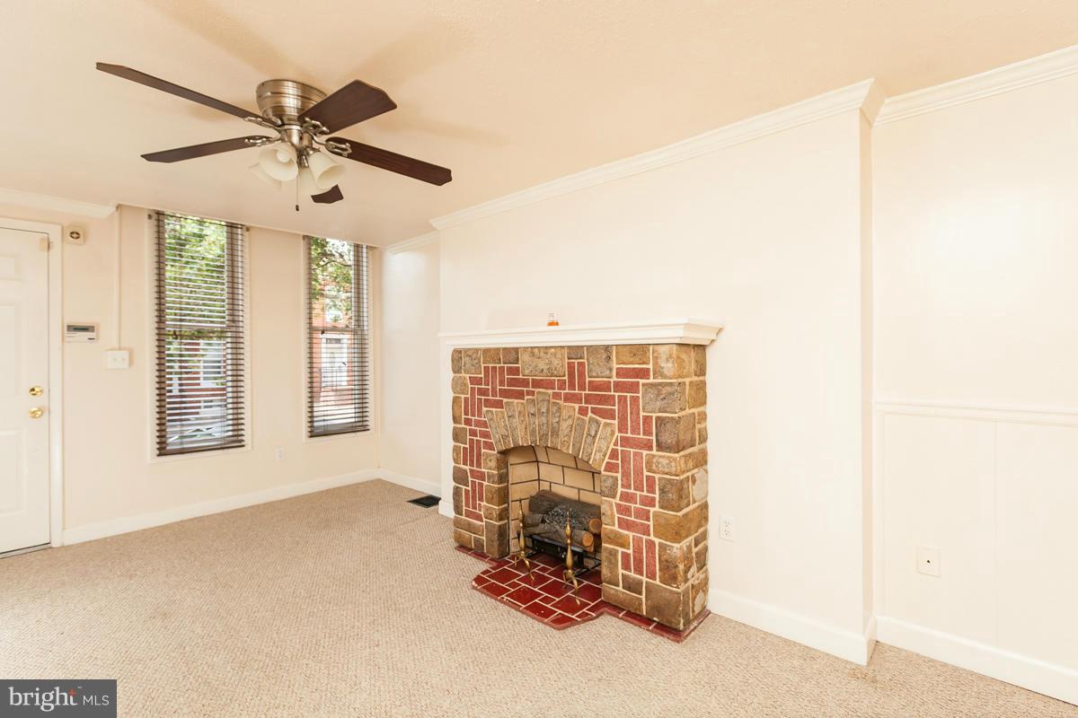 WASHINGTON VILLAGE - Residential Lease