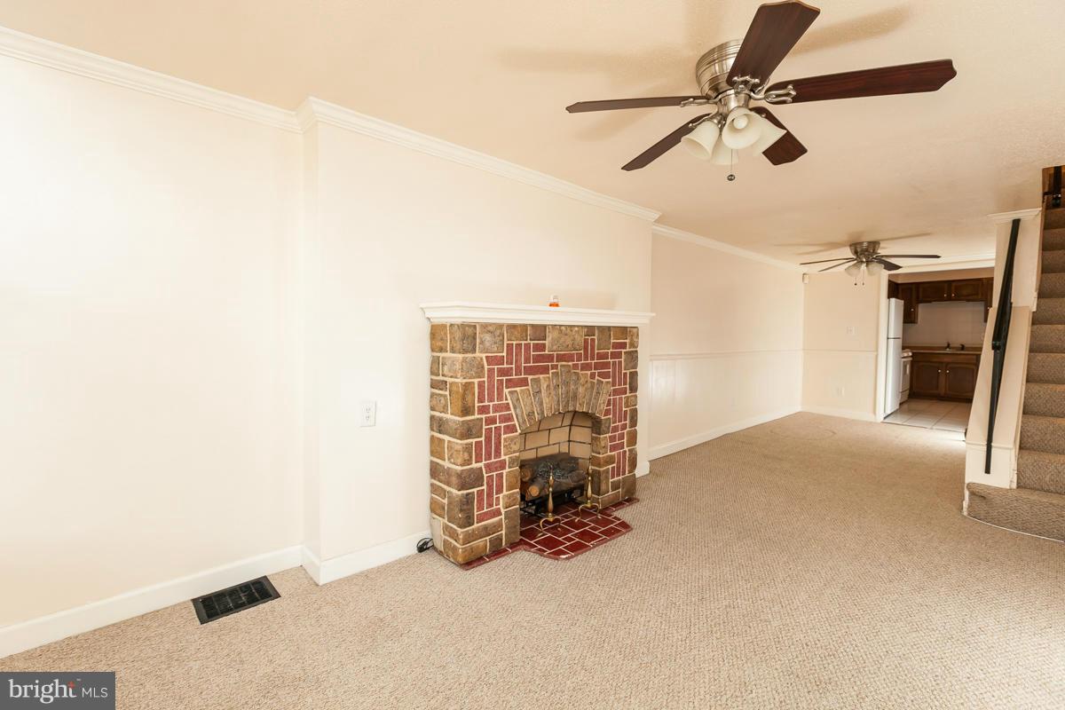 WASHINGTON VILLAGE - Residential Lease