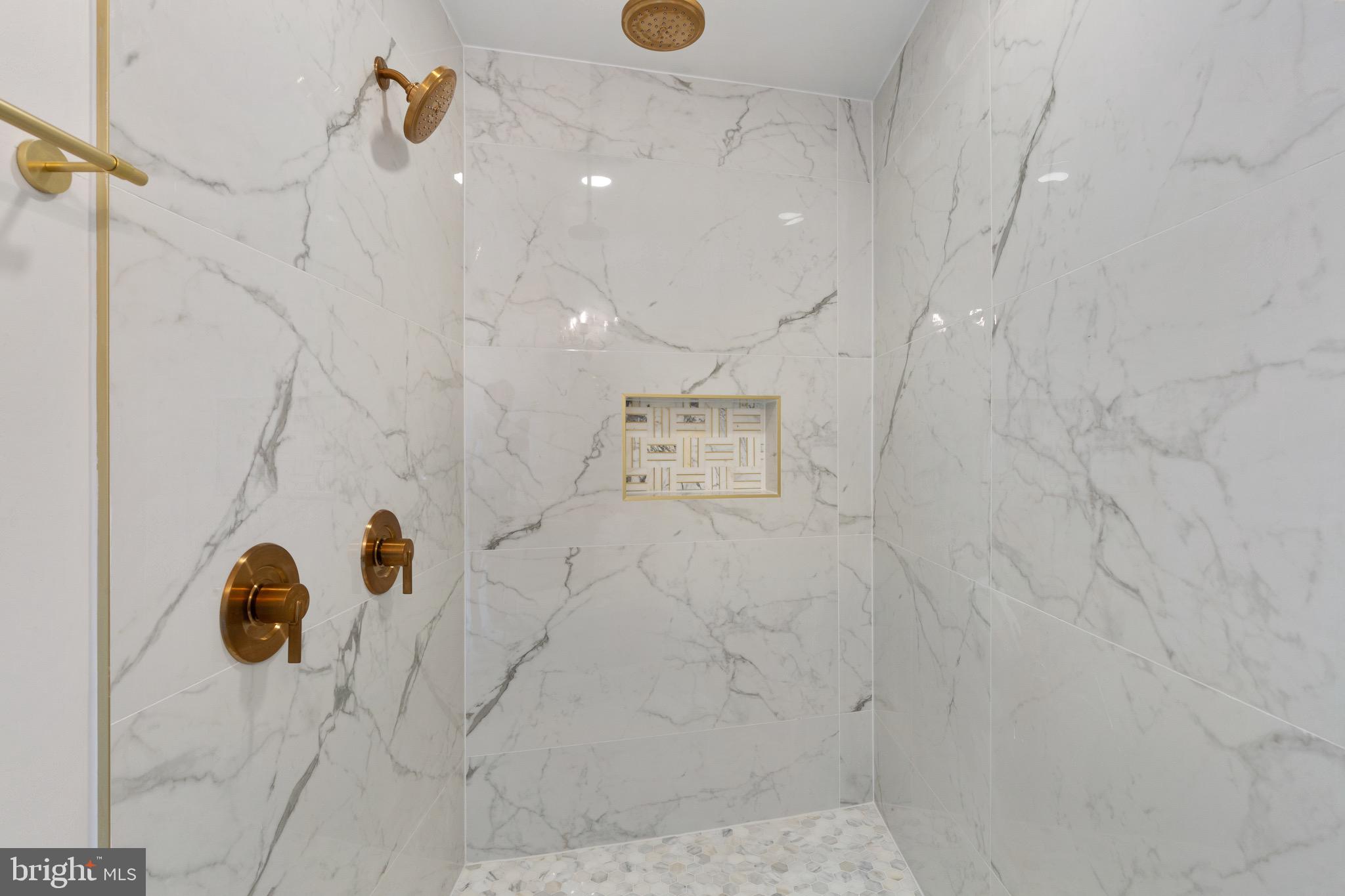 FELLS POINT HISTORIC DISTRICT - Residential Lease