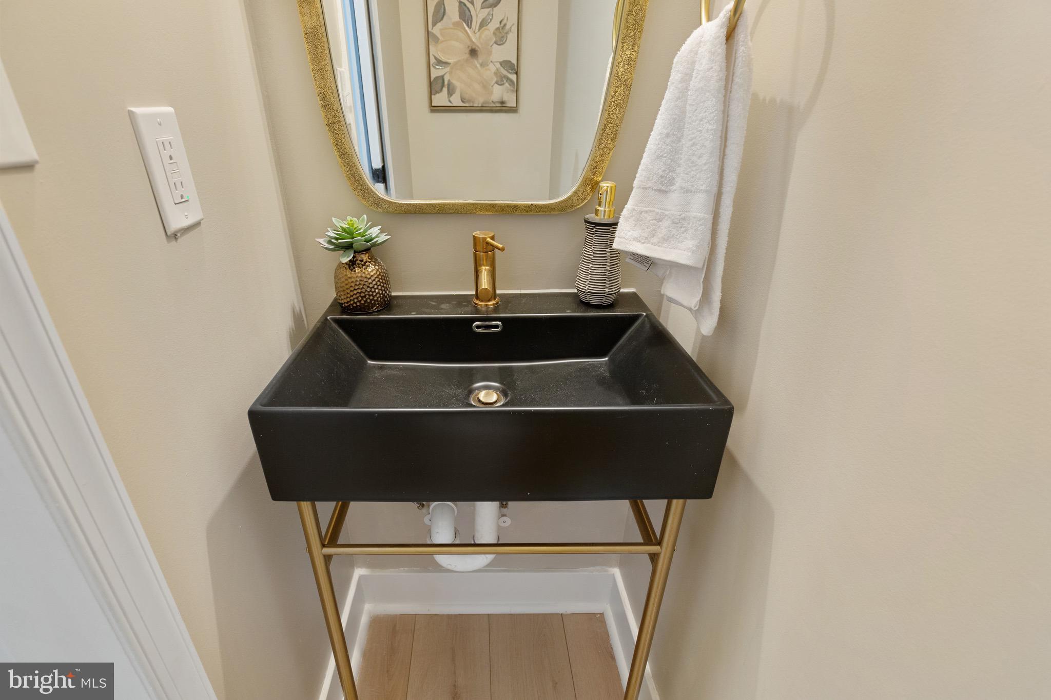 FELLS POINT HISTORIC DISTRICT - Residential Lease