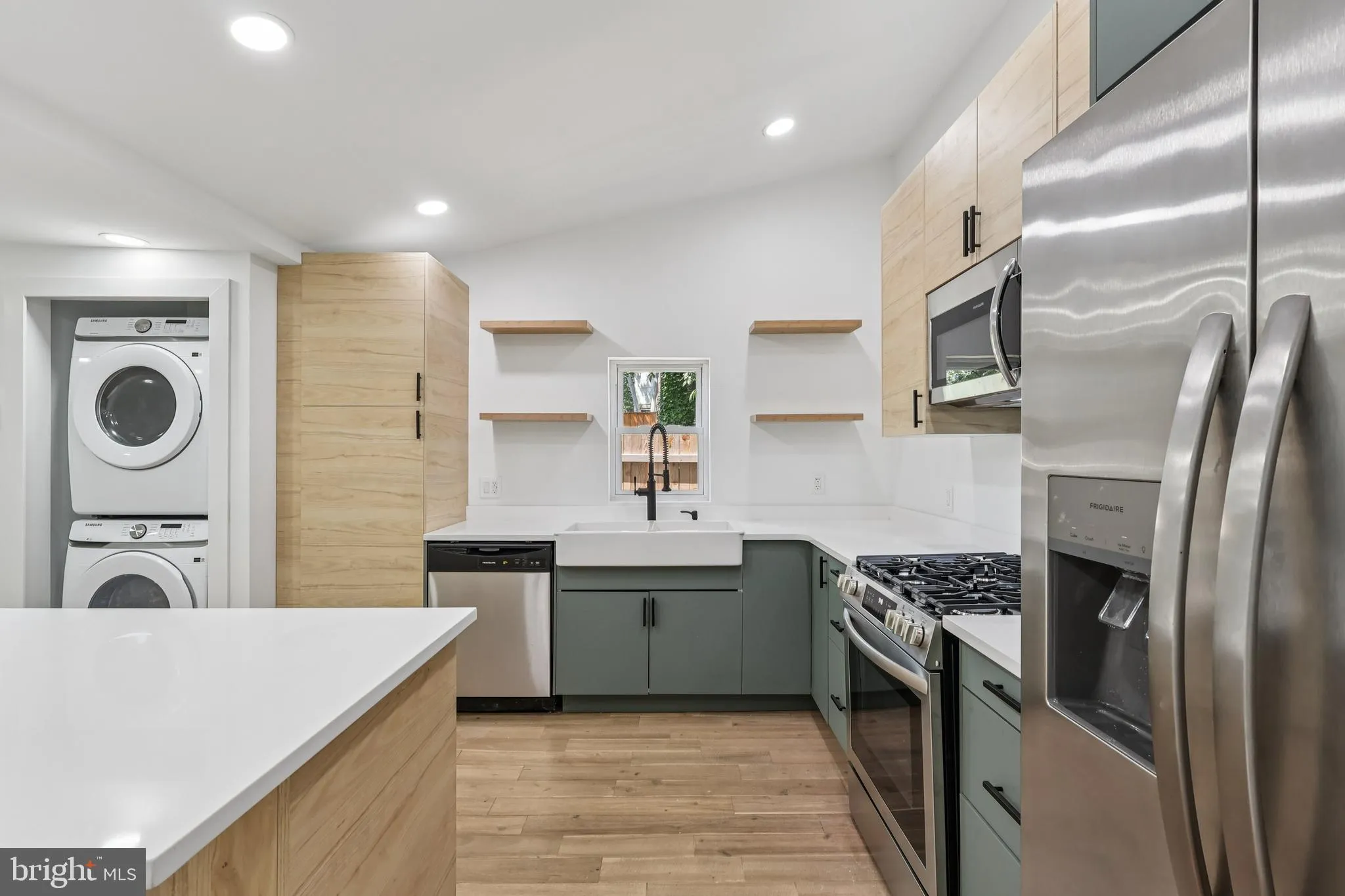 Philadelphia, Pennsylvania 19119, United States, ,Commercial,Active,174313