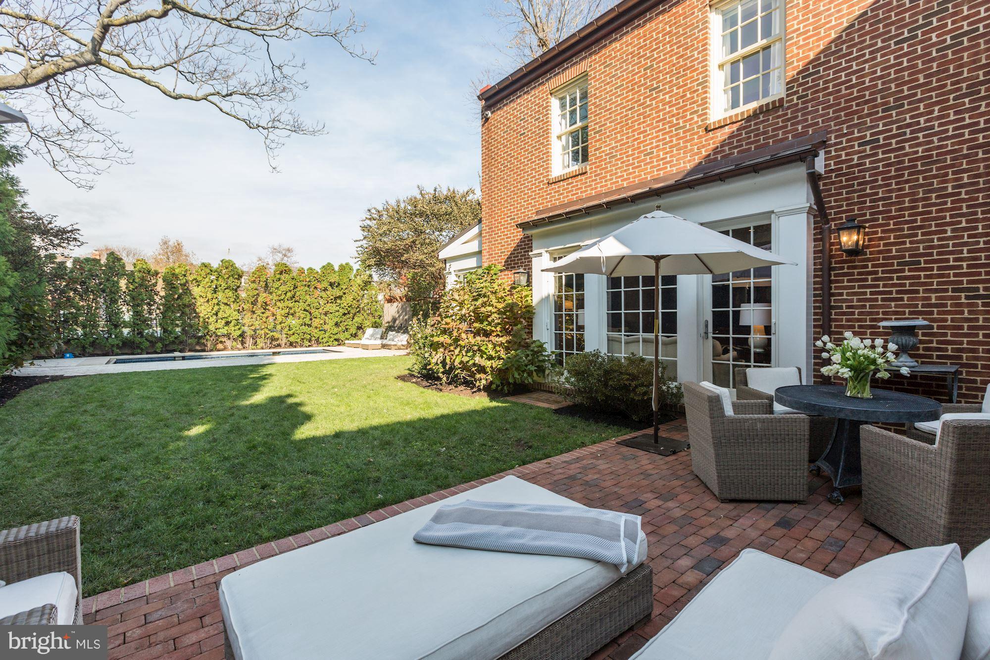 GEORGETOWN - Residential