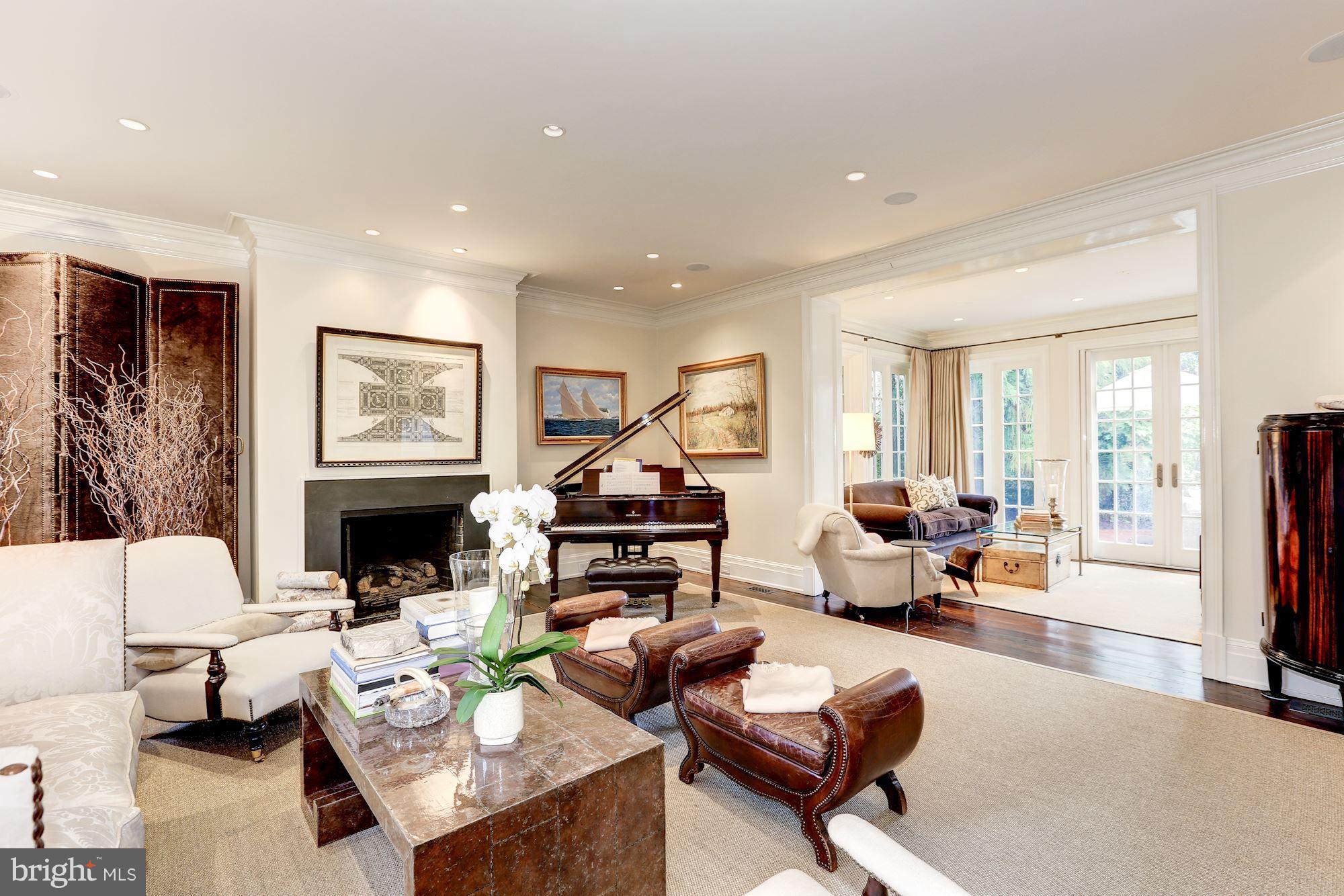GEORGETOWN - Residential
