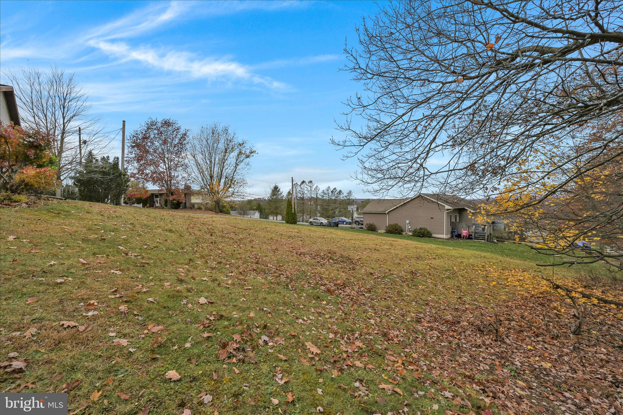LAKE WYNONAH - Residential
