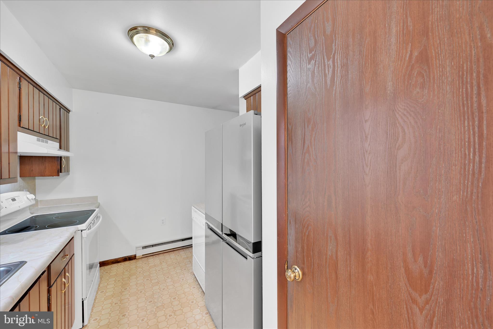 LAKE WYNONAH - Residential