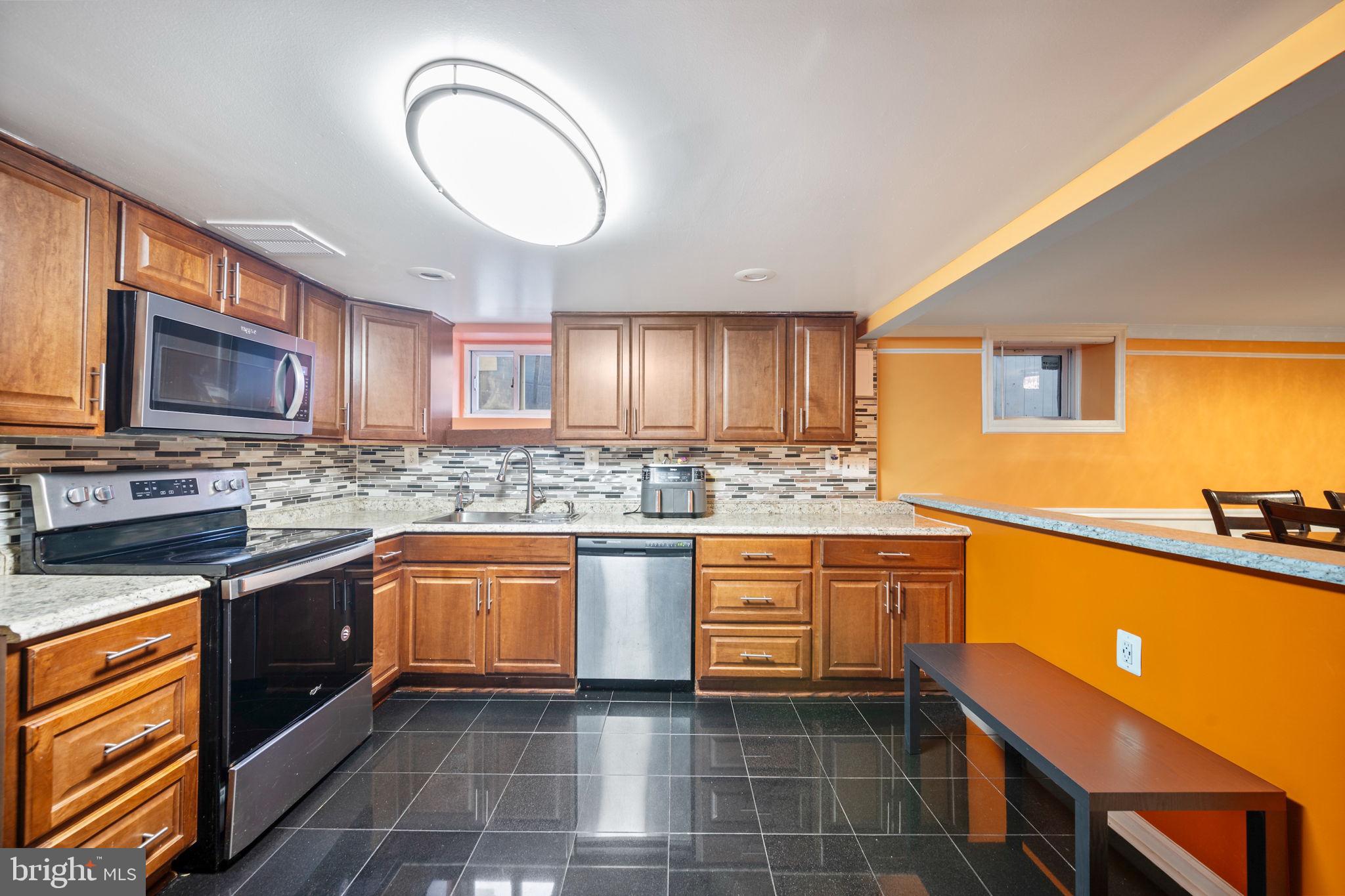 ROSEDALE - Residential