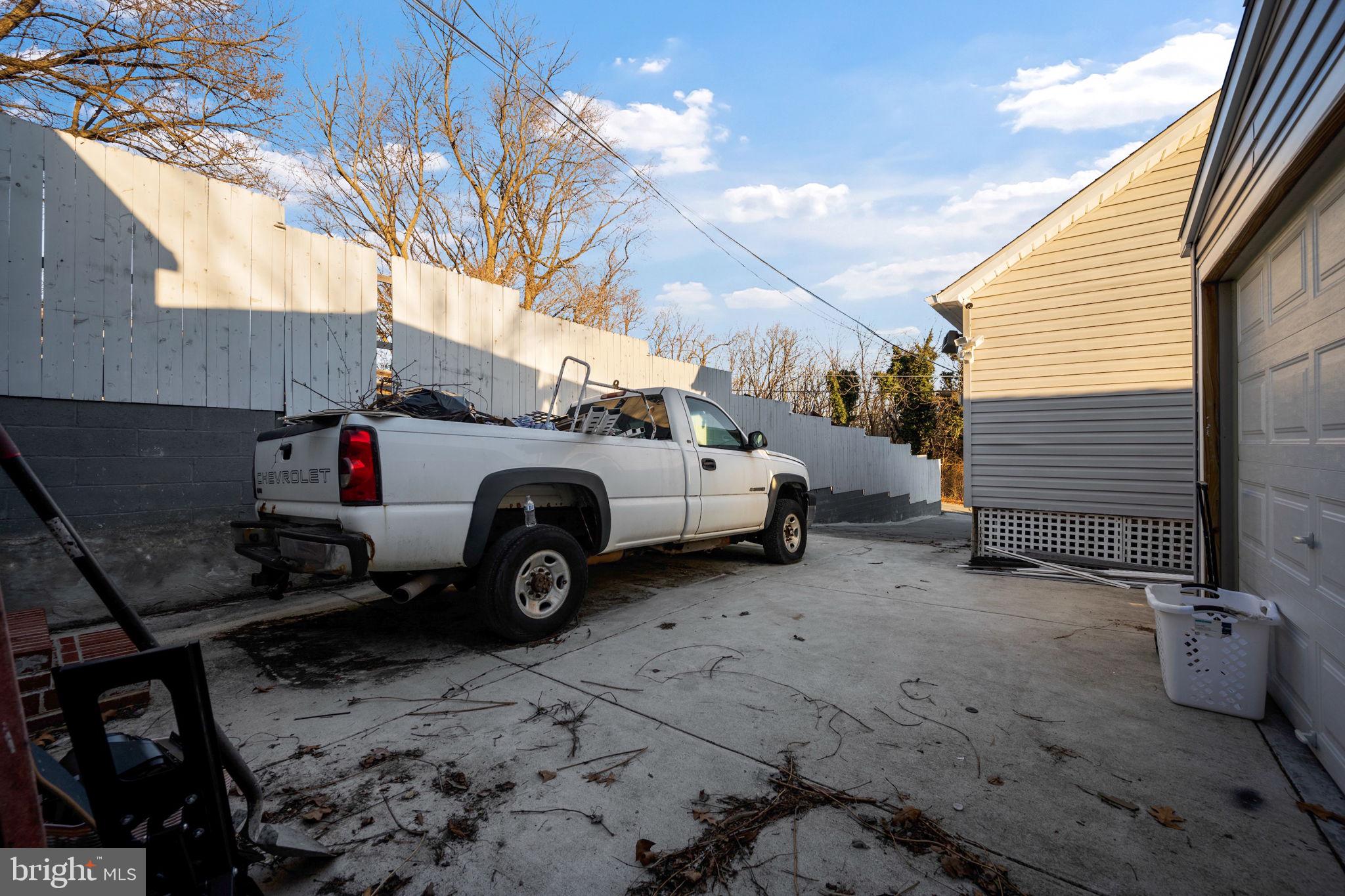 ROSEDALE - Residential