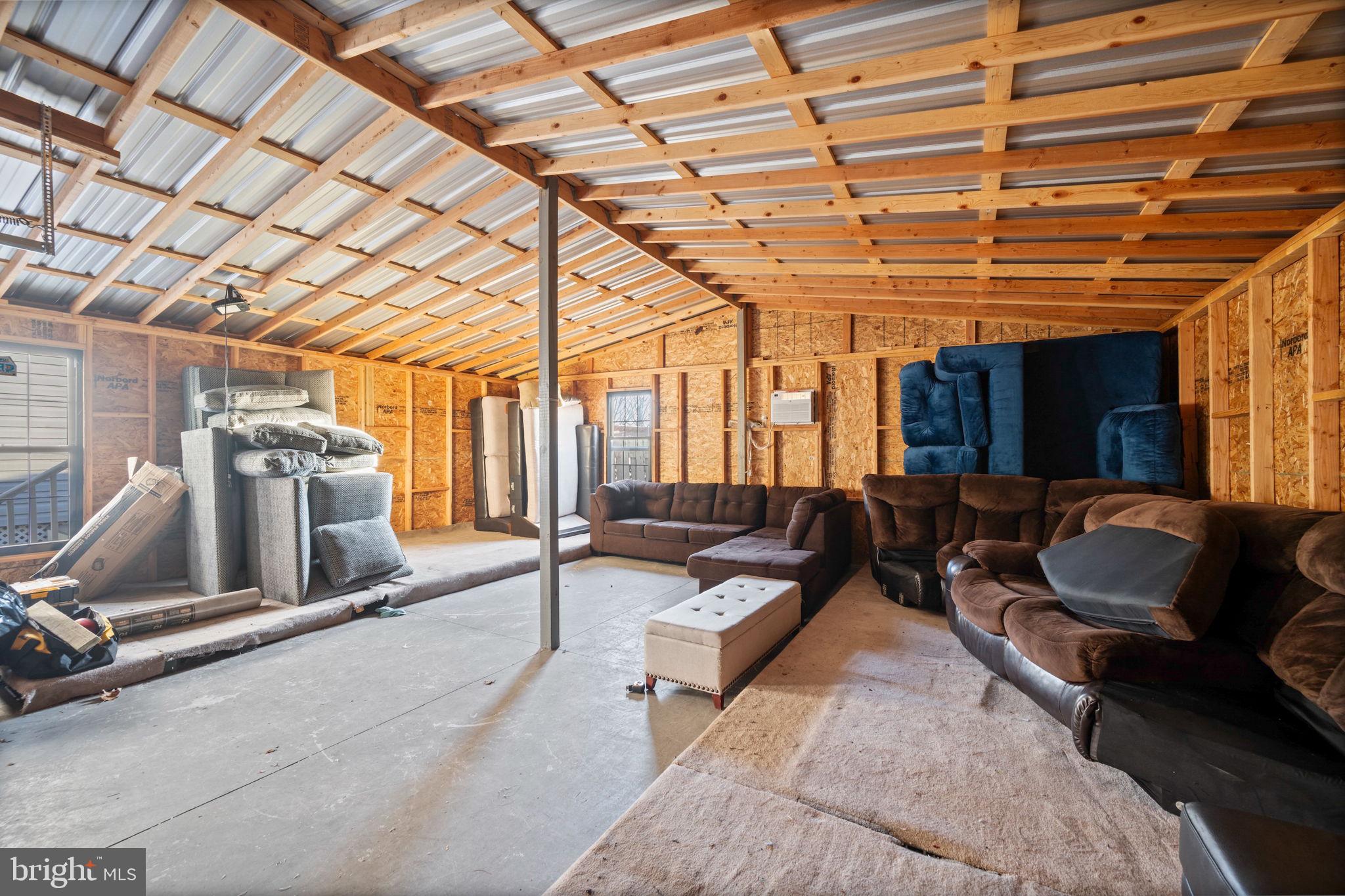 ROSEDALE - Residential