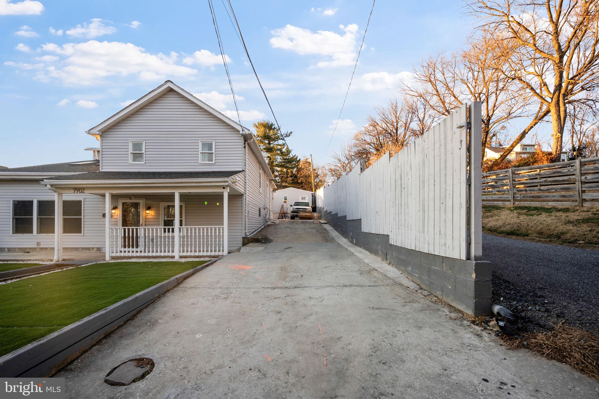 ROSEDALE - Residential