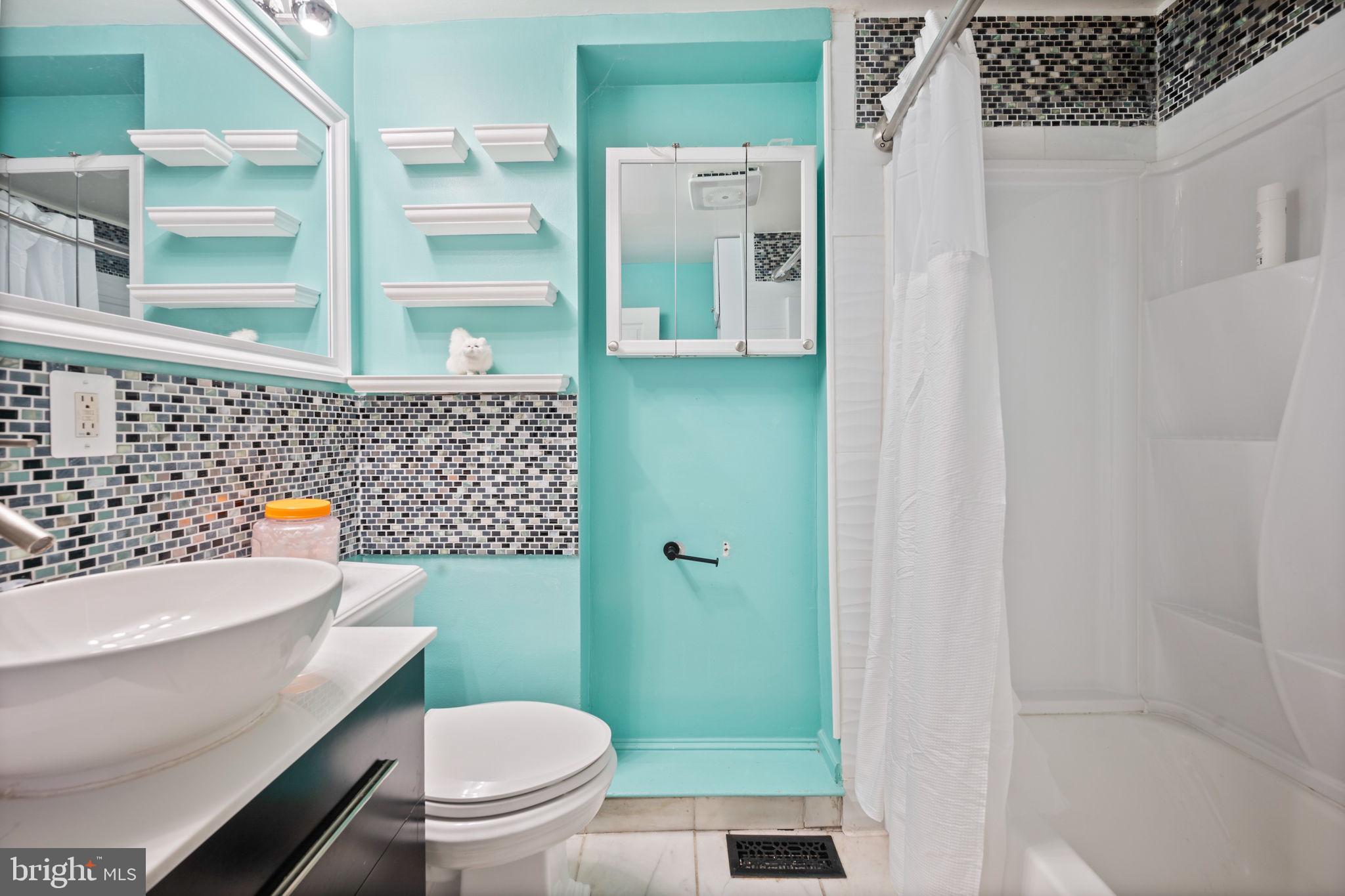 ROSEDALE - Residential