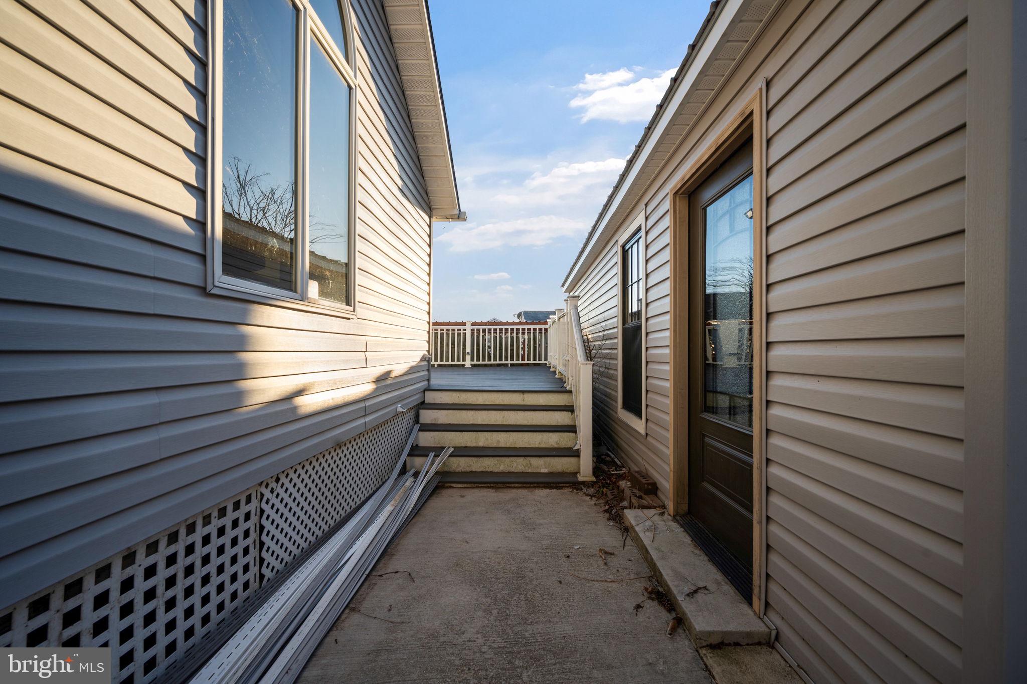 ROSEDALE - Residential