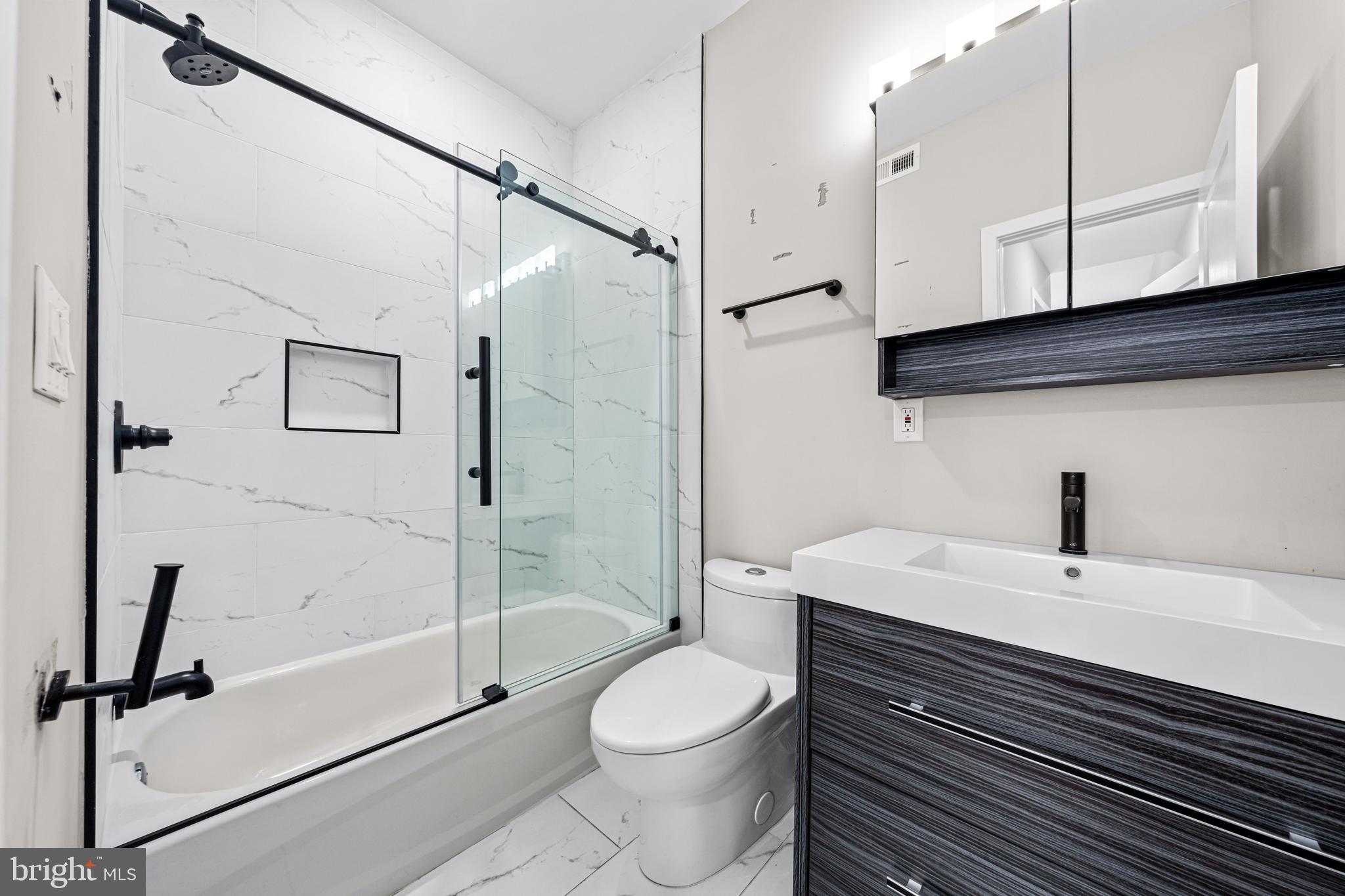 WEST KENSINGTON - Residential Lease