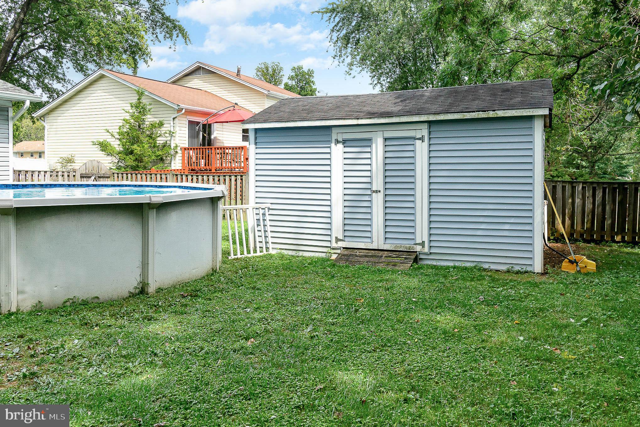 BRIGHT OAKS - Residential