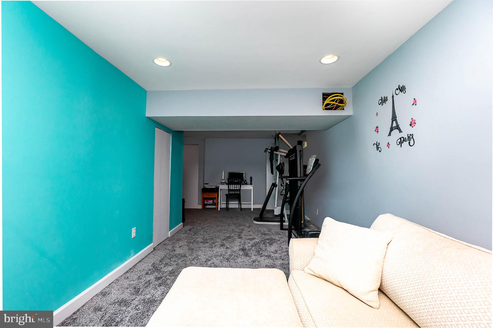 BRIGHT OAKS - Residential