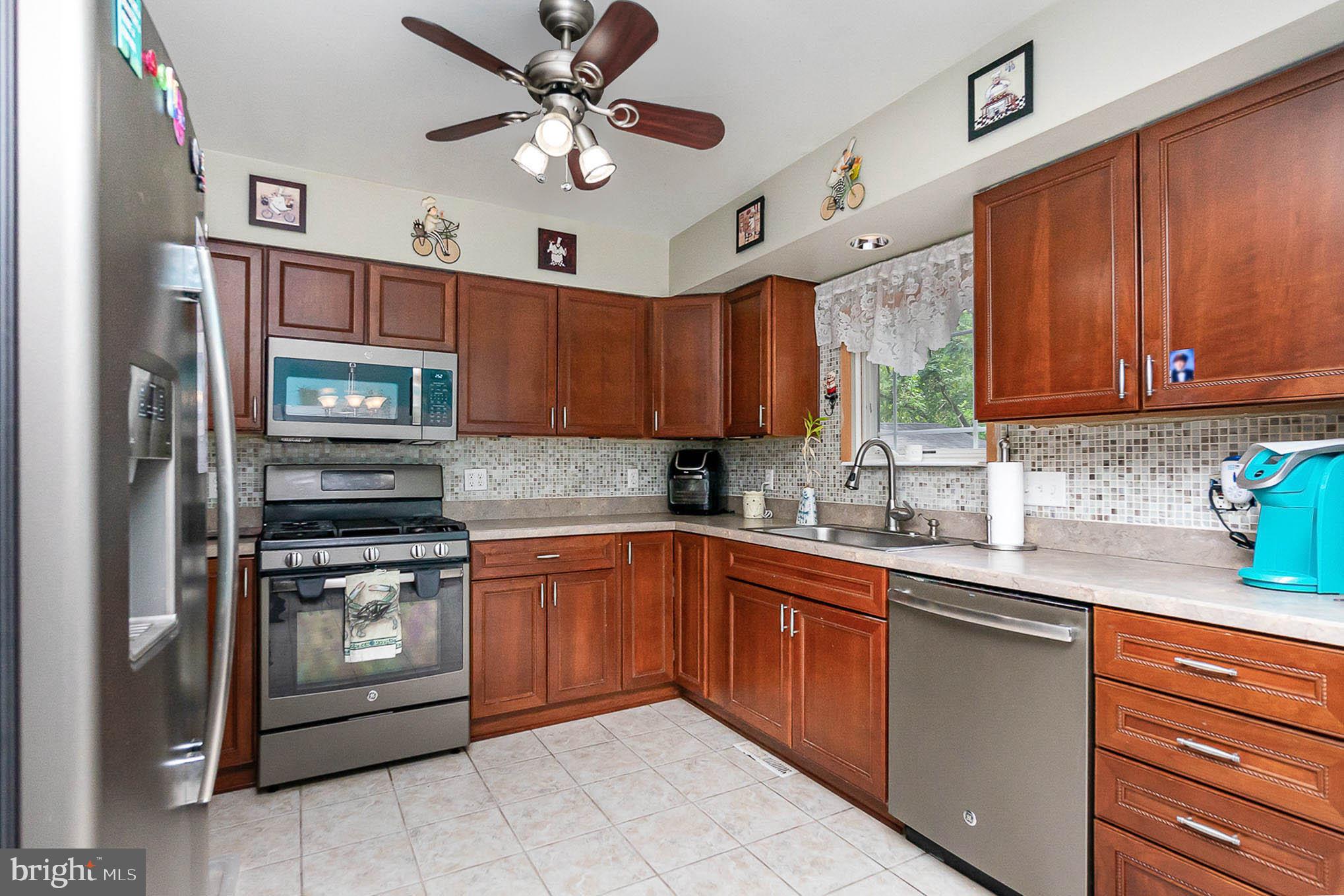 BRIGHT OAKS - Residential