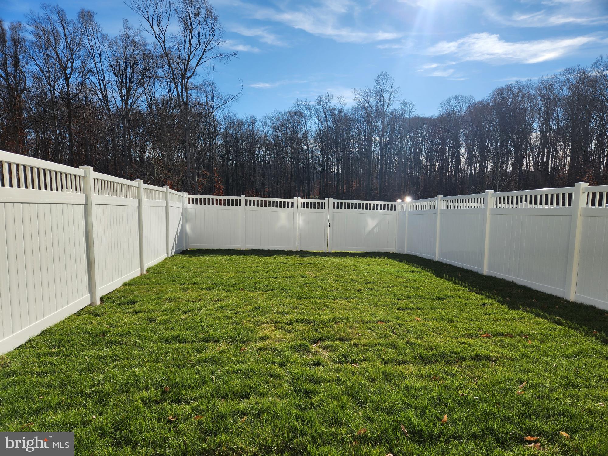 MARLBORO RIDGE - Residential