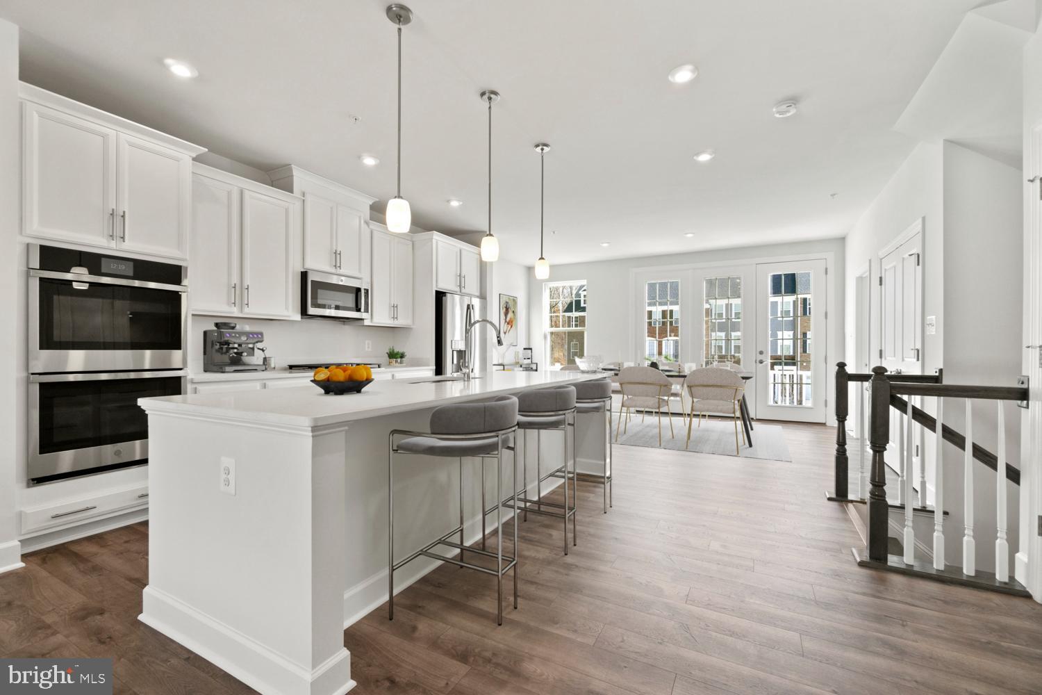 MARLBORO RIDGE - Residential