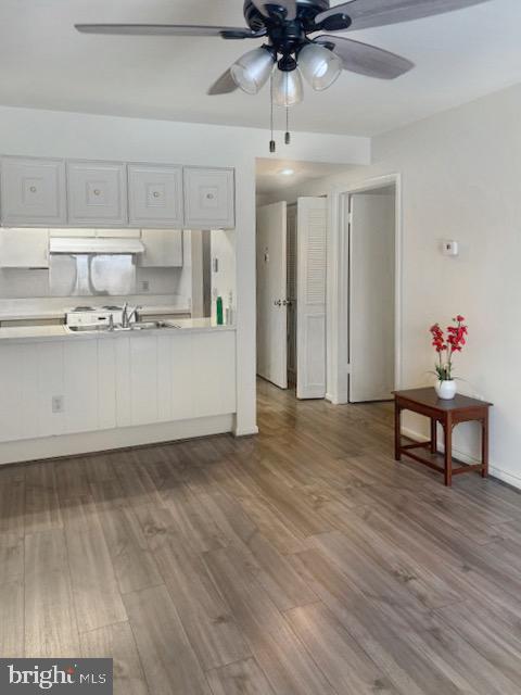 LEISURE WORLD - Residential