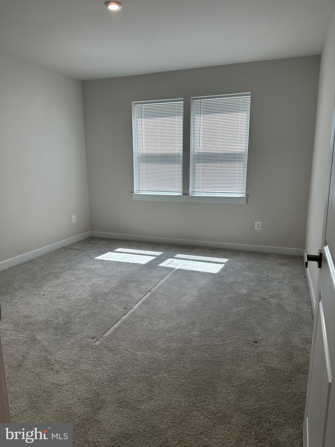 TURF VALLEY - Residential