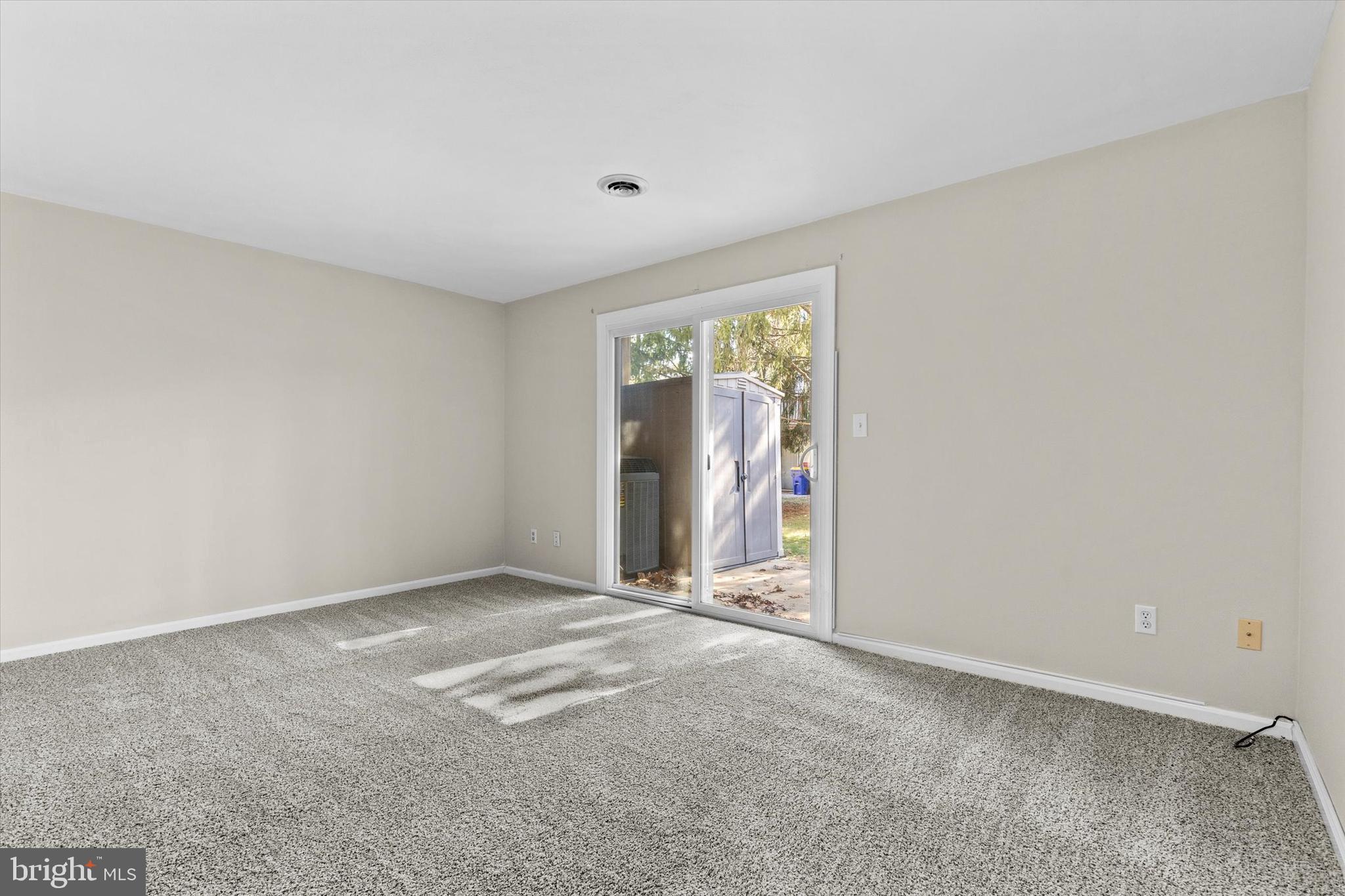 WESTLYN CONDOS - Residential