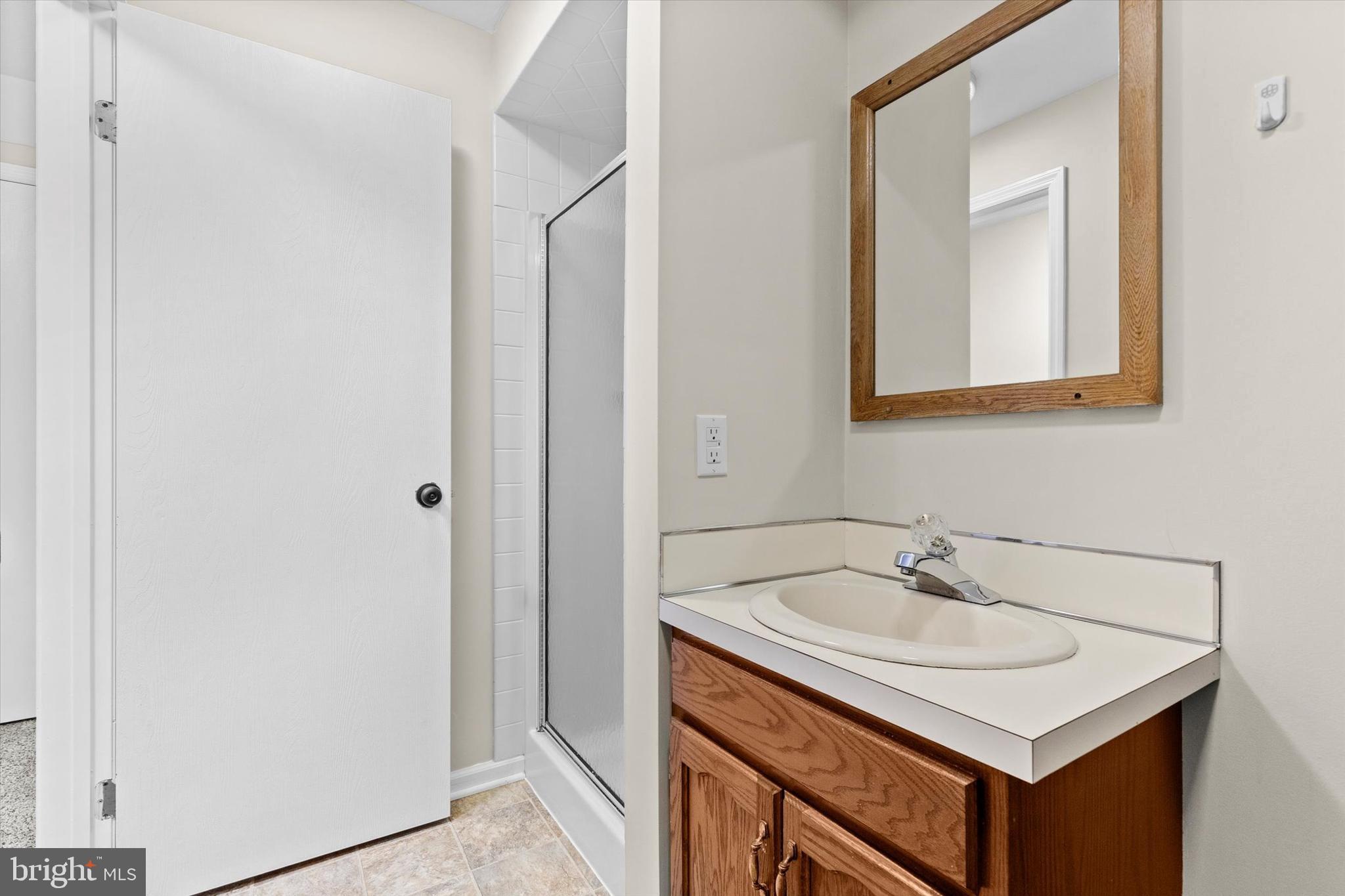 WESTLYN CONDOS - Residential