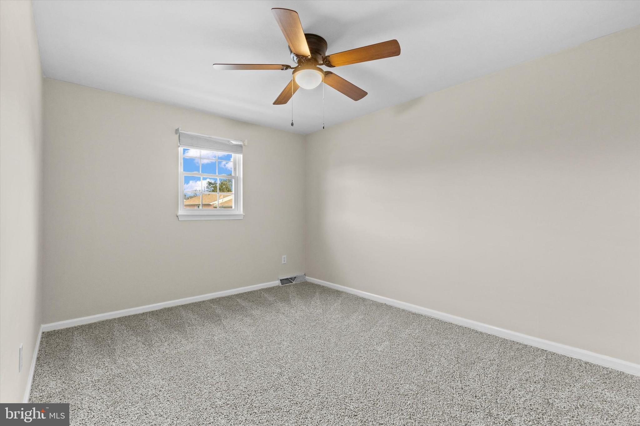 WESTLYN CONDOS - Residential