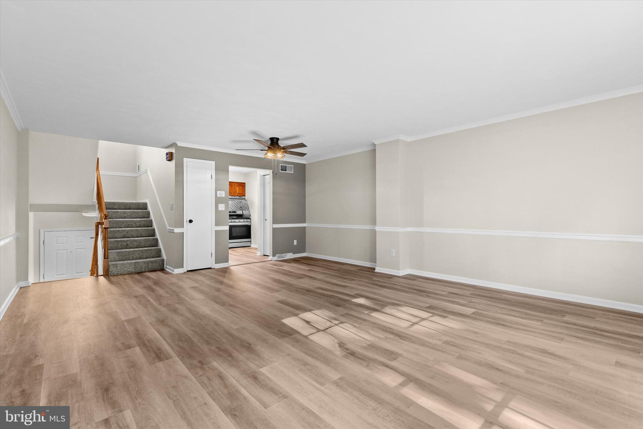 WESTLYN CONDOS - Residential