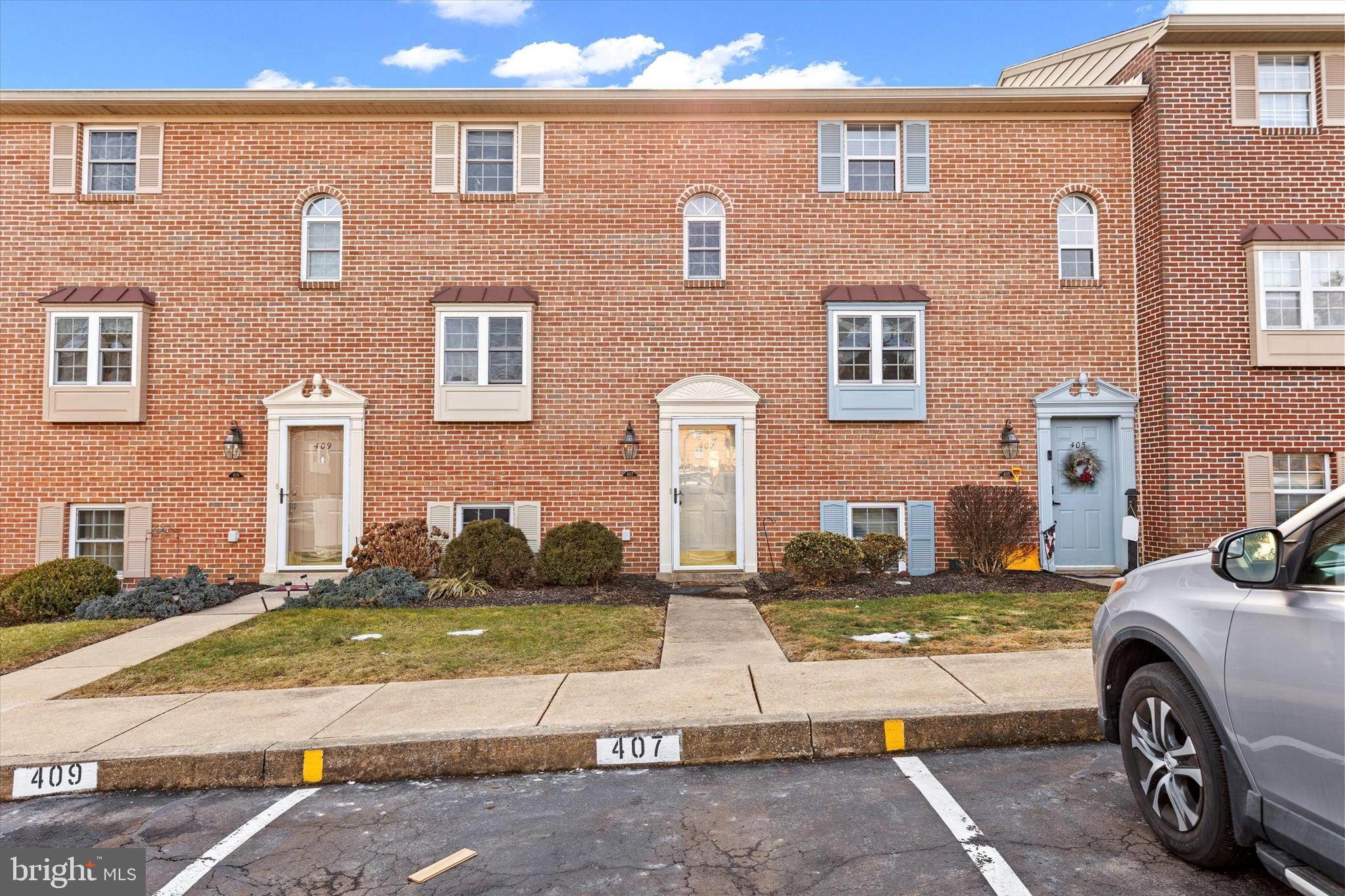 Welcome to this charming 3-bedroom, 2-bathroom condo located in West York Area School District! Freshly updated with new flooring and a fresh coat of paint throughout, this home offers a clean, modern feel the moment you walk in. The large living room flows seamlessly into an open dining area.
This home offers a peaceful back deck off of the living room. The bedrooms are generously sized, offering comfort and flexibility. Downstairs, you'll find a spacious rec area, perfect for a man cave, home office, second living room, or whatever suits your lifestyle.
With newer HVAC for year-round comfort and plenty of potential to make this home your own, this condo is ready to welcome its next owner! Please read the Agent Private Remarks for instructions for agents looking to write offers.