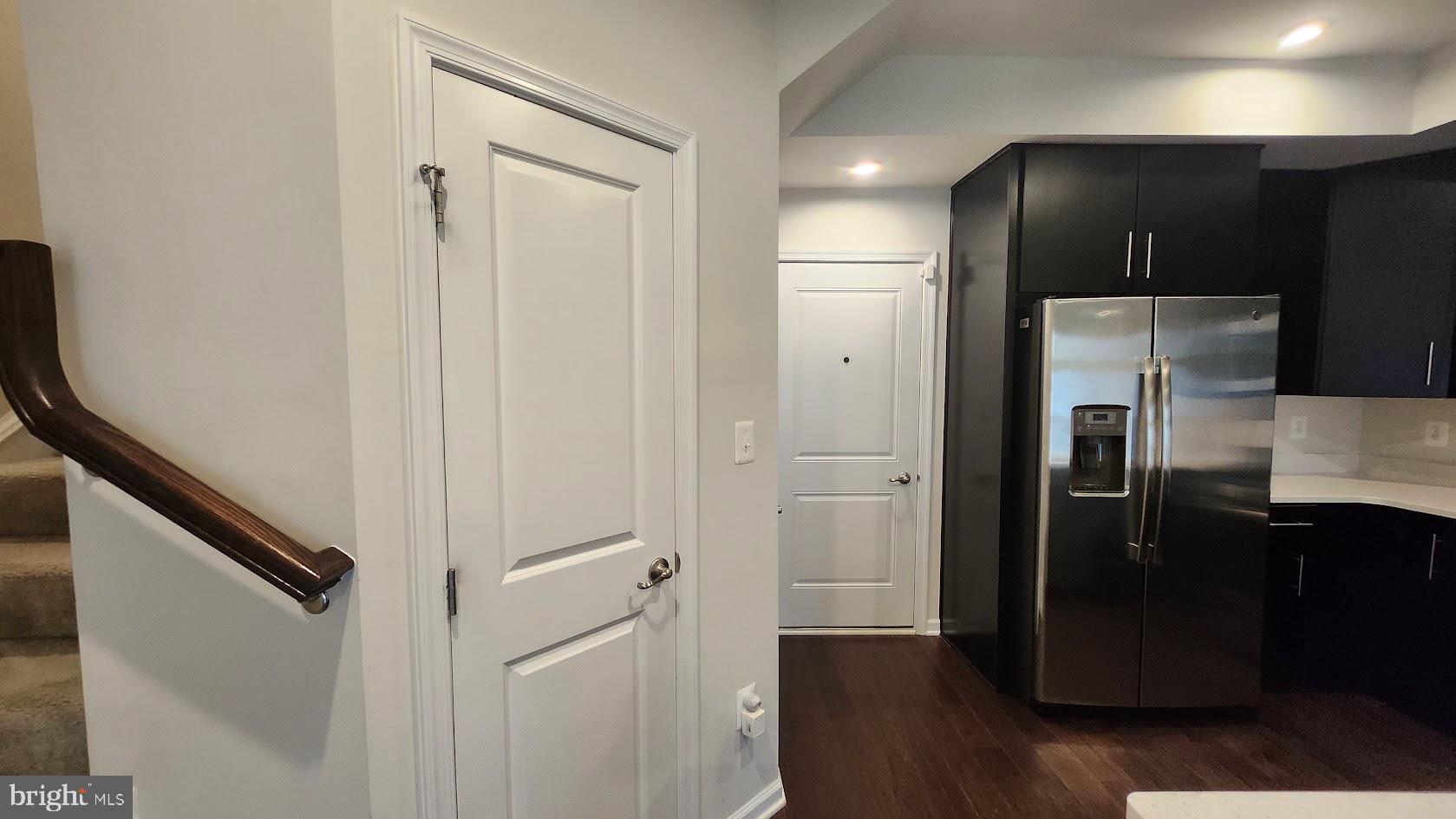 GLEN DALE COMMONS PHASE 2 - Residential Lease