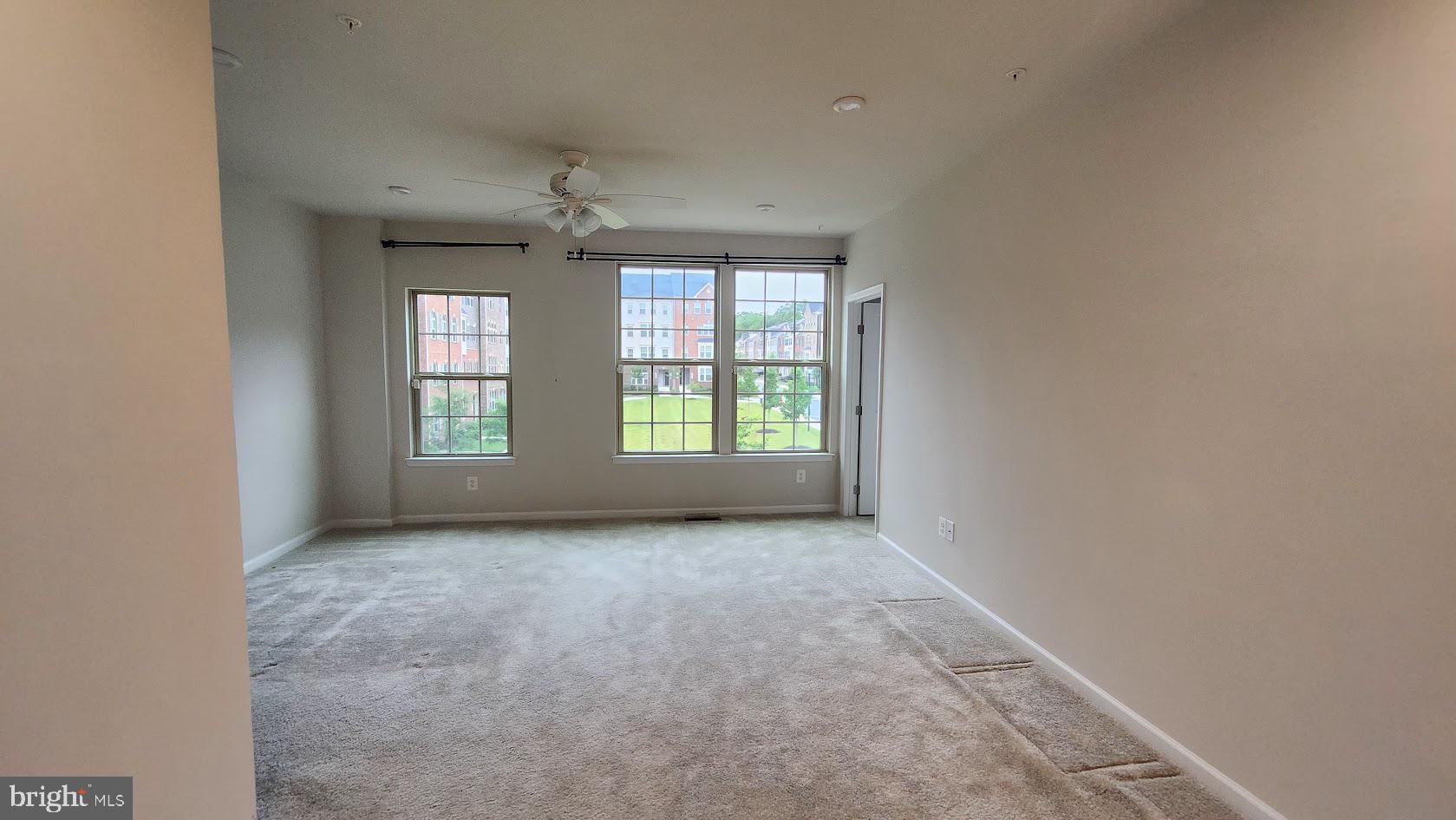 GLEN DALE COMMONS PHASE 2 - Residential Lease