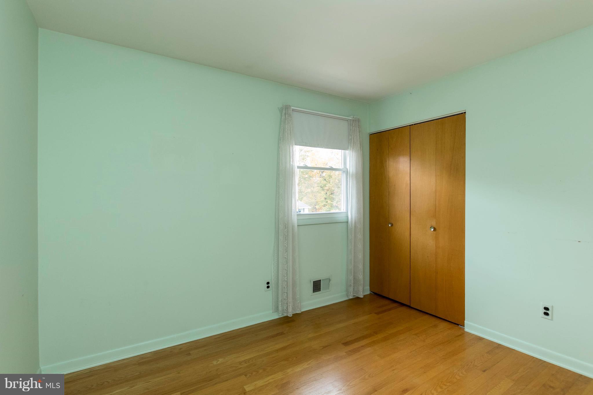 GLENMONT - Residential