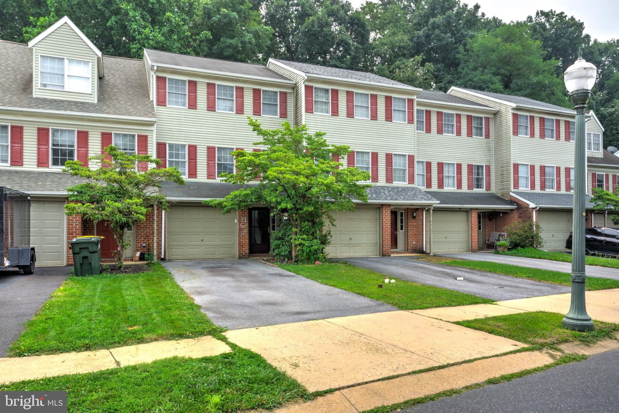 433 CROSSWINDS DRIVE