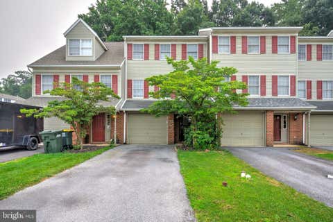 Townhouse For Sale - 433 Crosswinds Drive<br/> LITITZ, PA 17543