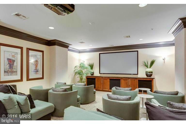 SAVOY AT RESTON TOWN CENTER - Residential Lease