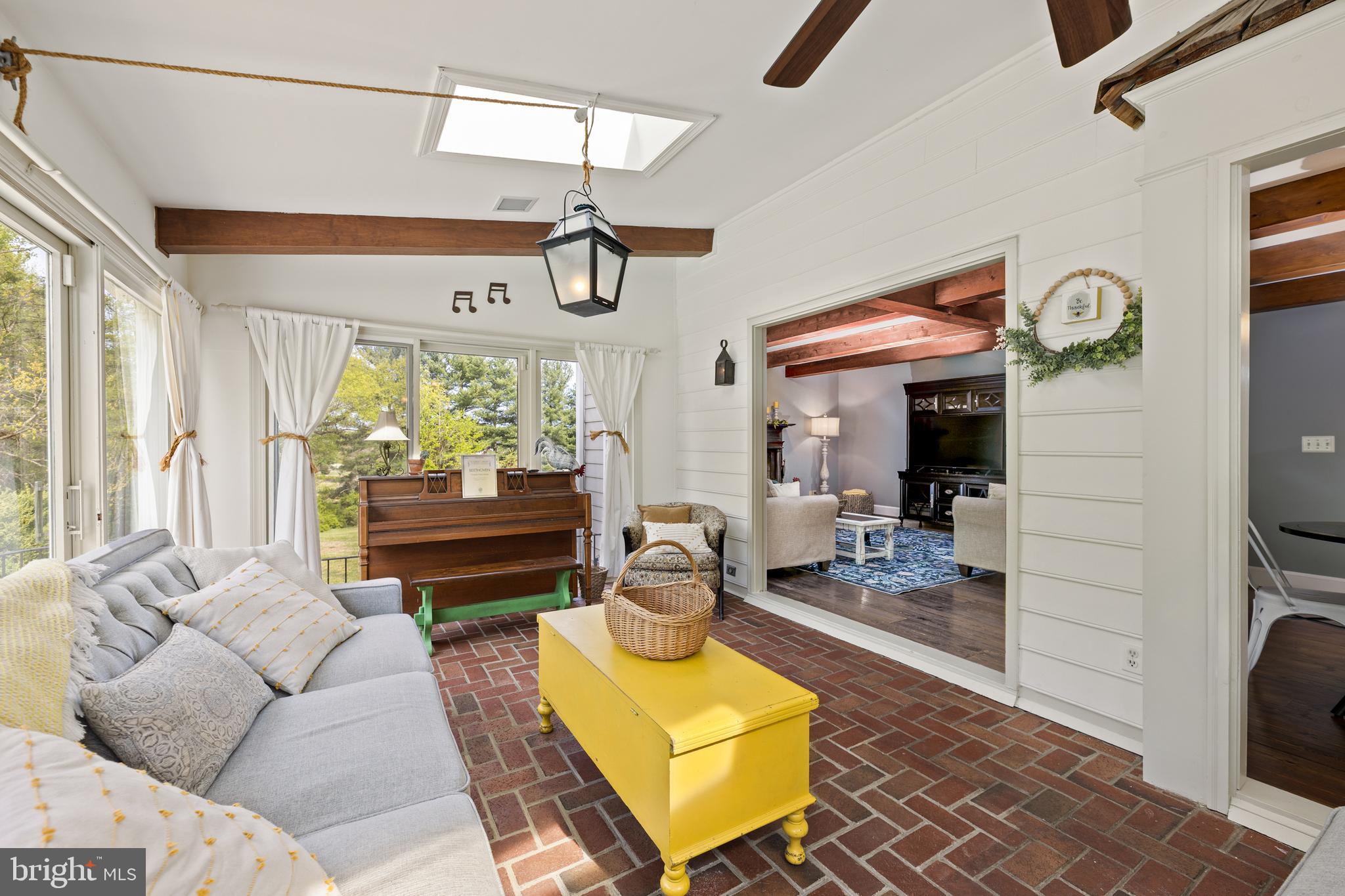 BOSCOBEL FARMS - Residential