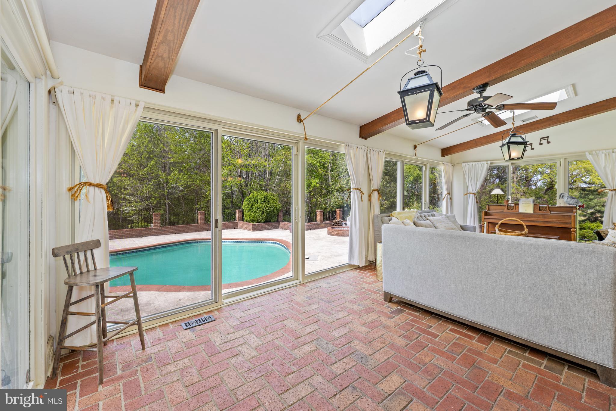 BOSCOBEL FARMS - Residential