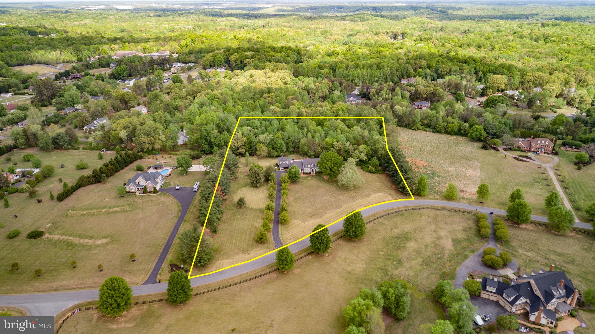 BOSCOBEL FARMS - Residential