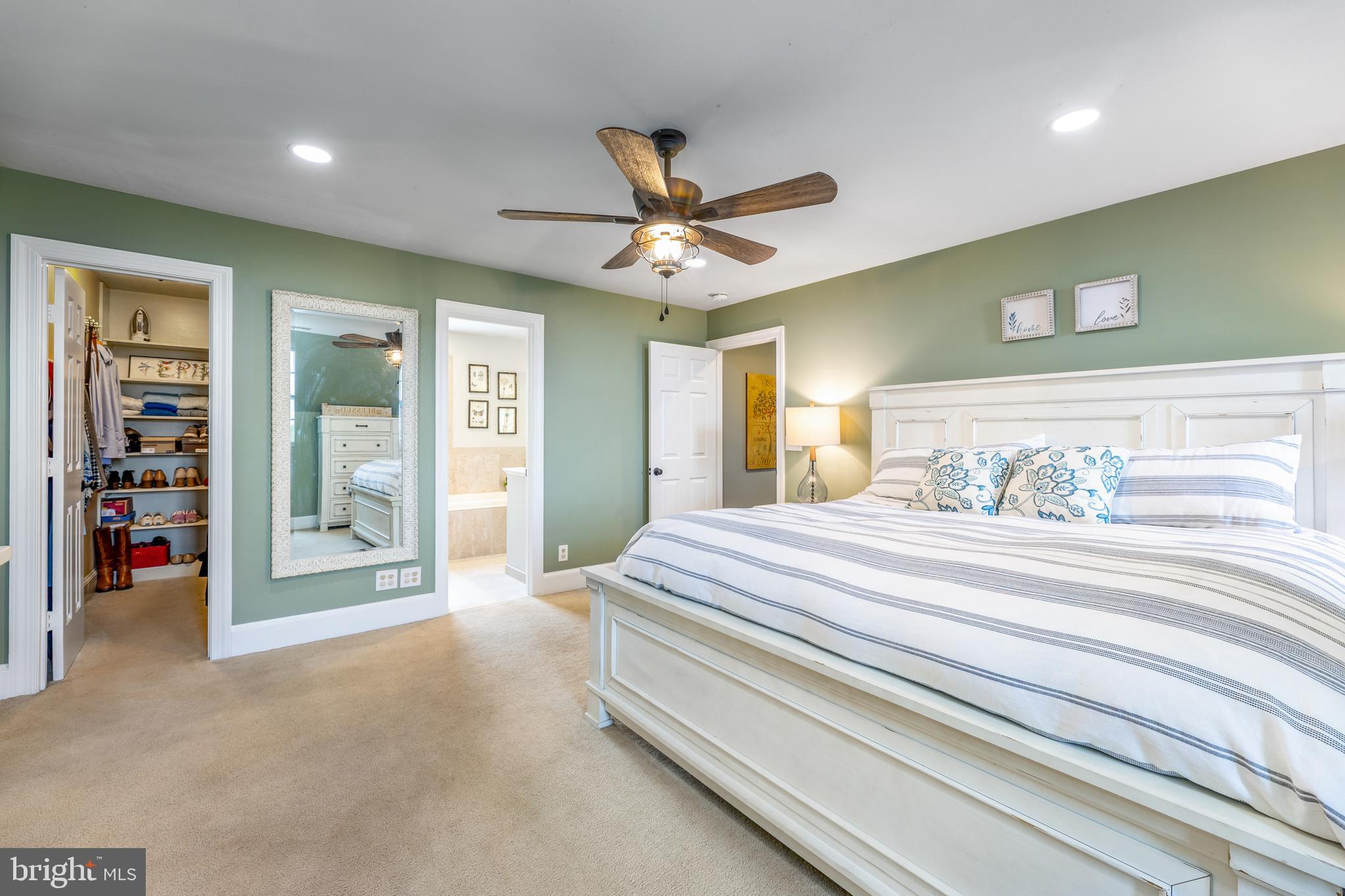 BOSCOBEL FARMS - Residential