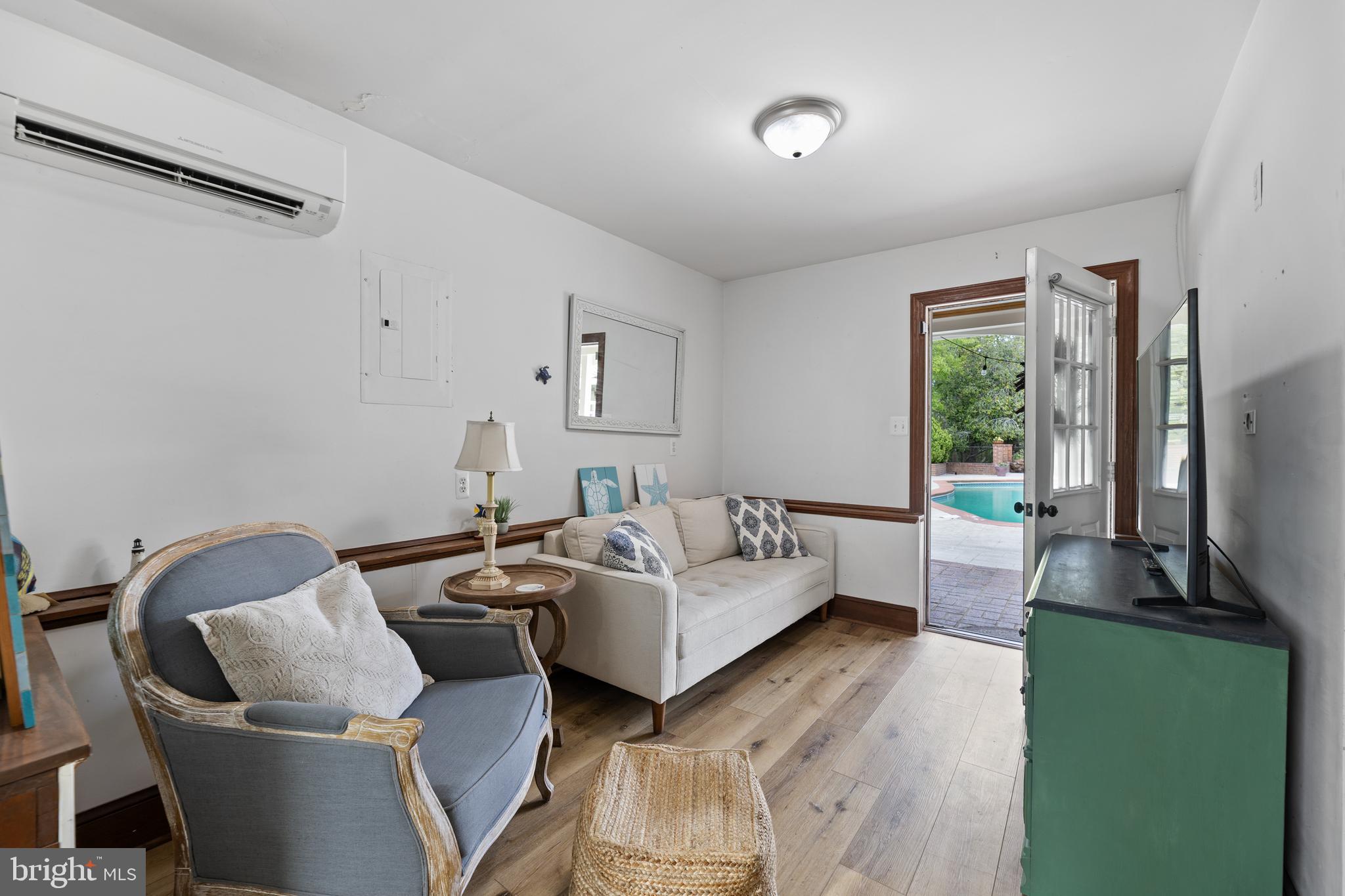 BOSCOBEL FARMS - Residential