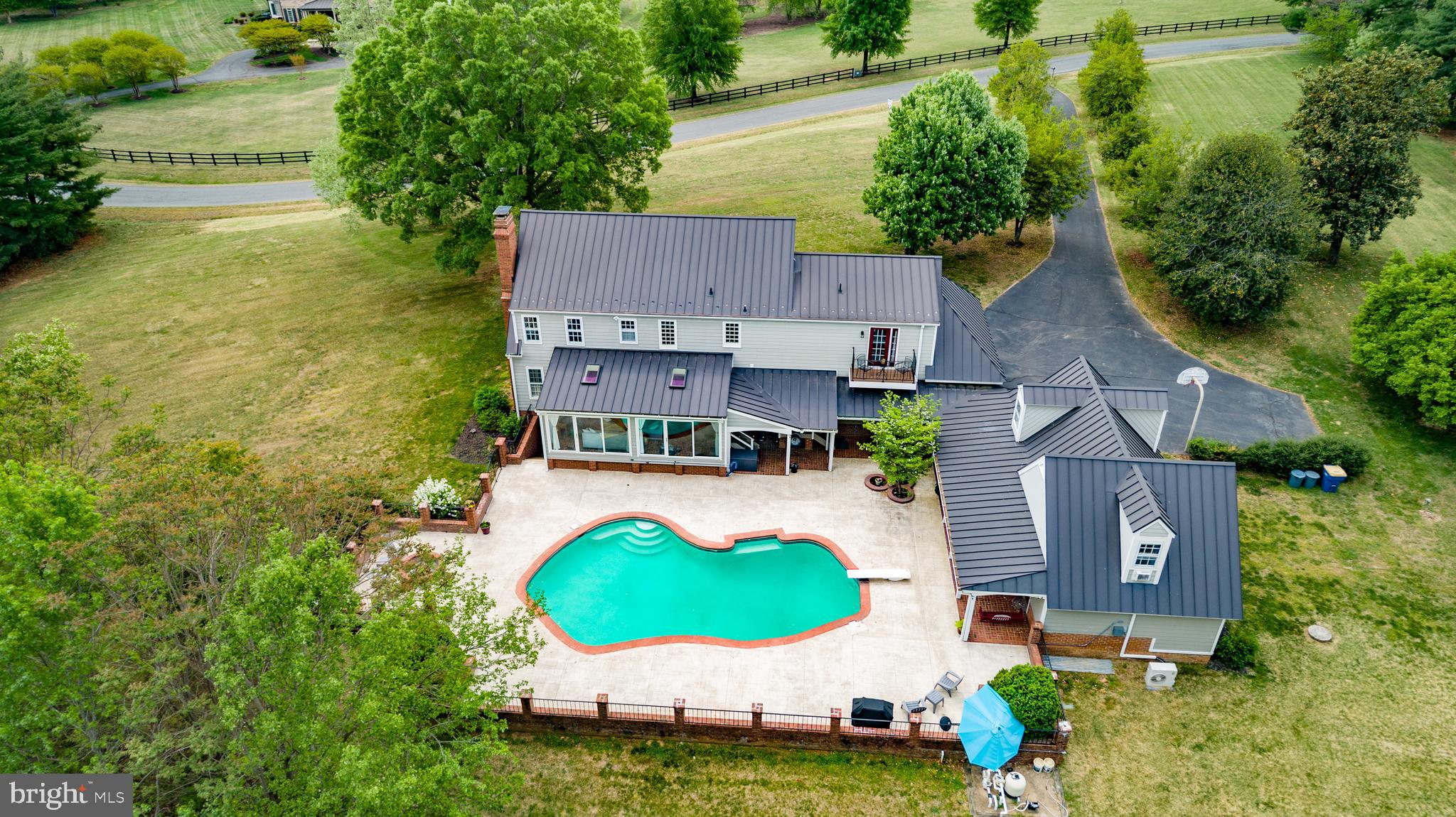 BOSCOBEL FARMS - Residential