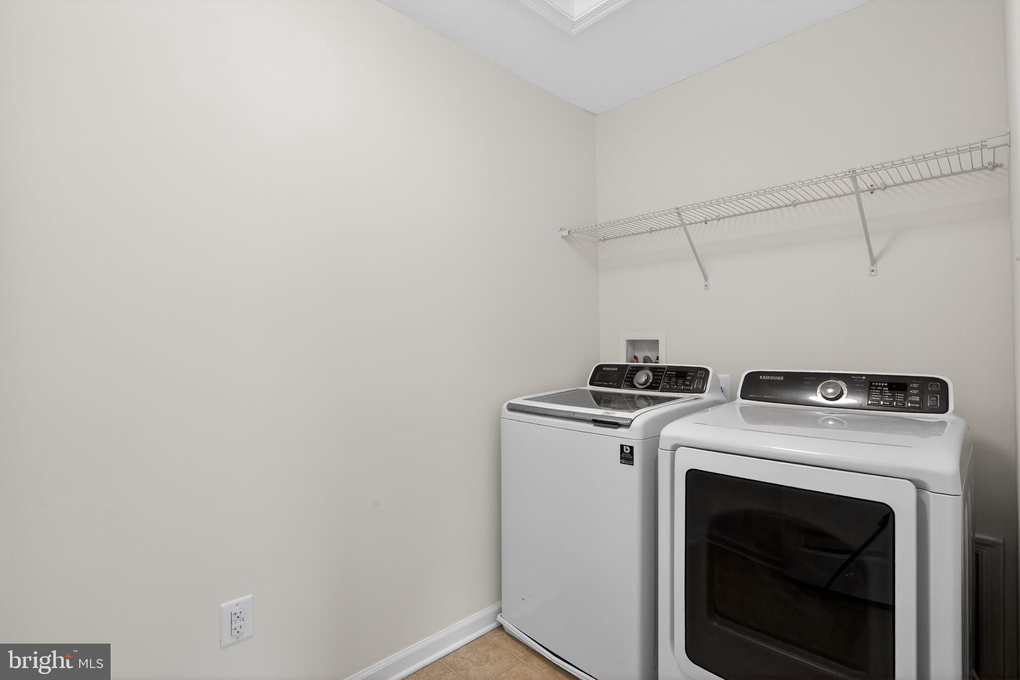 LINDEN GROVE - Residential