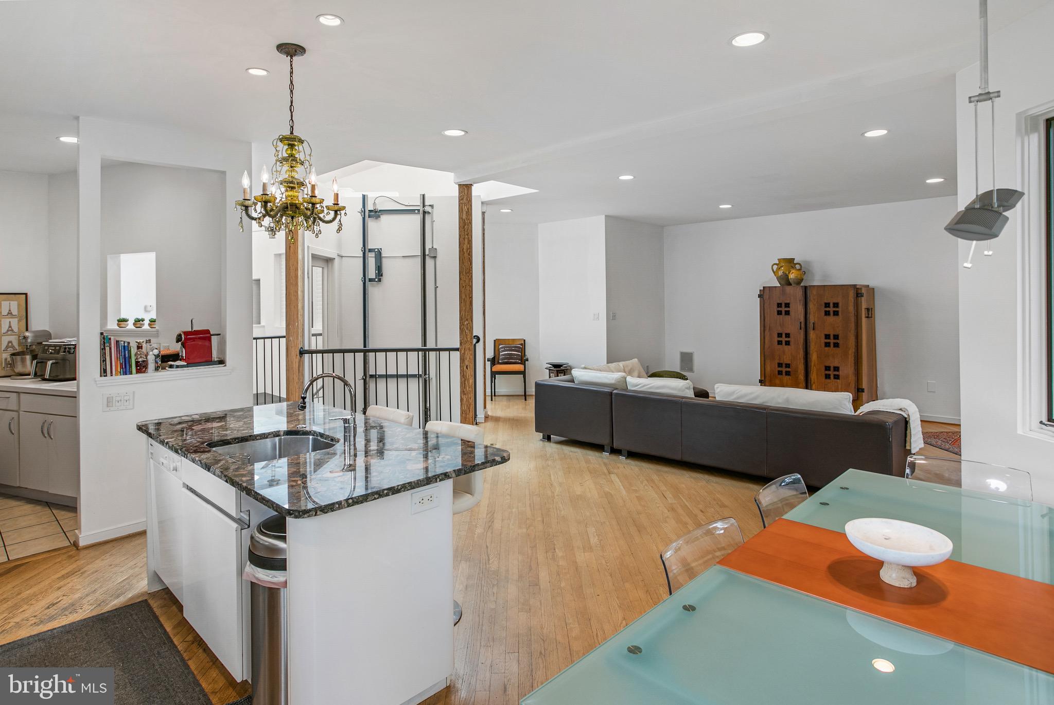 ROSSLYN - Residential