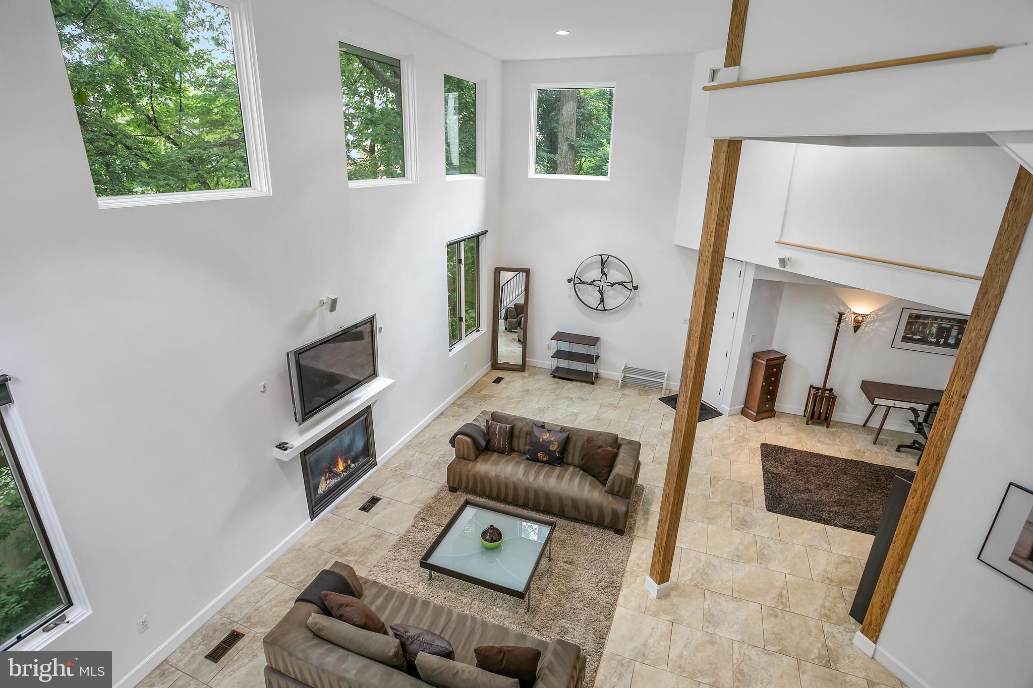 ROSSLYN - Residential