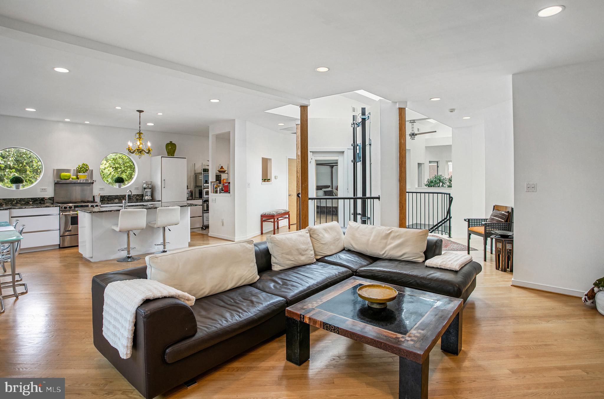 ROSSLYN - Residential