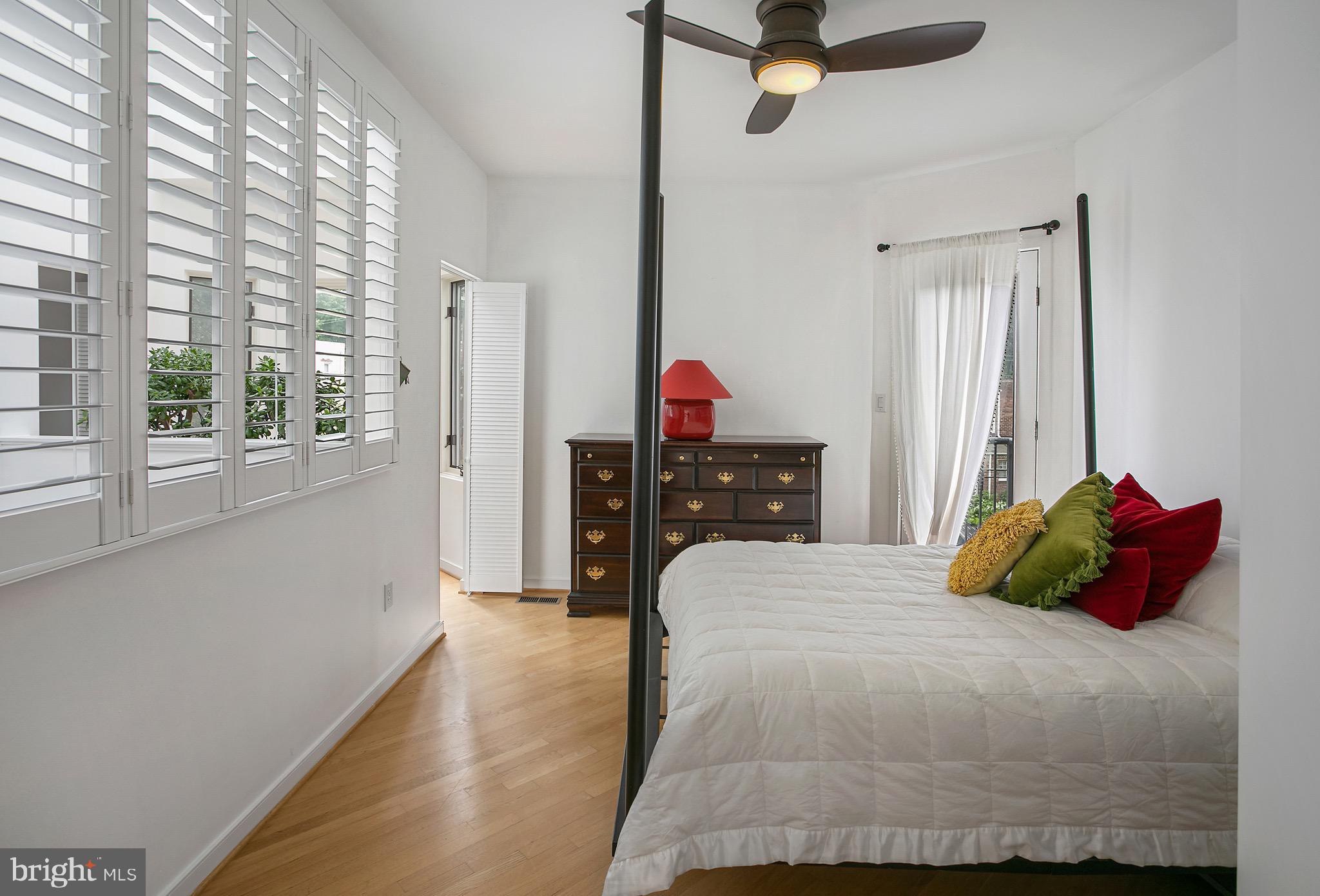 ROSSLYN - Residential