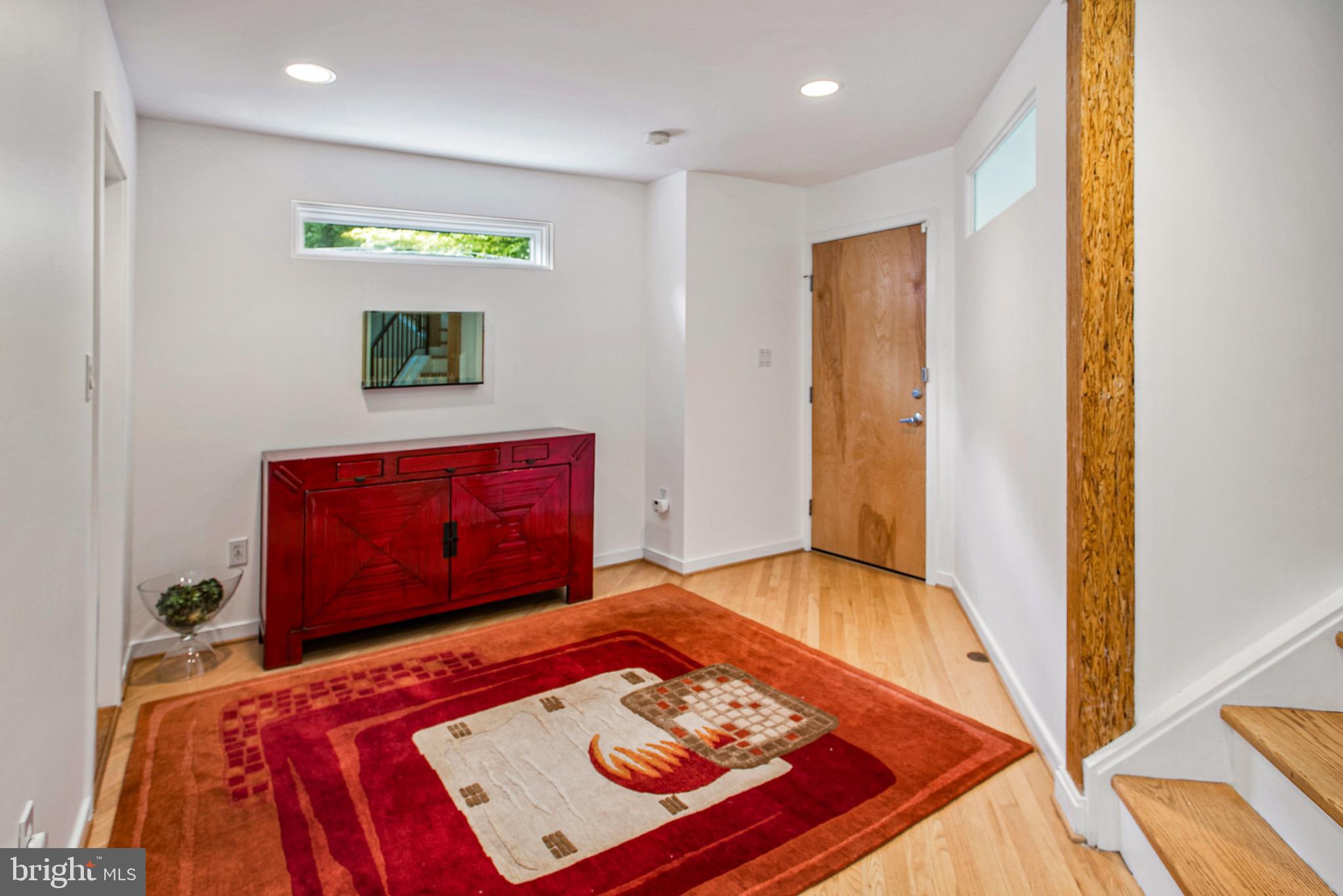 ROSSLYN - Residential