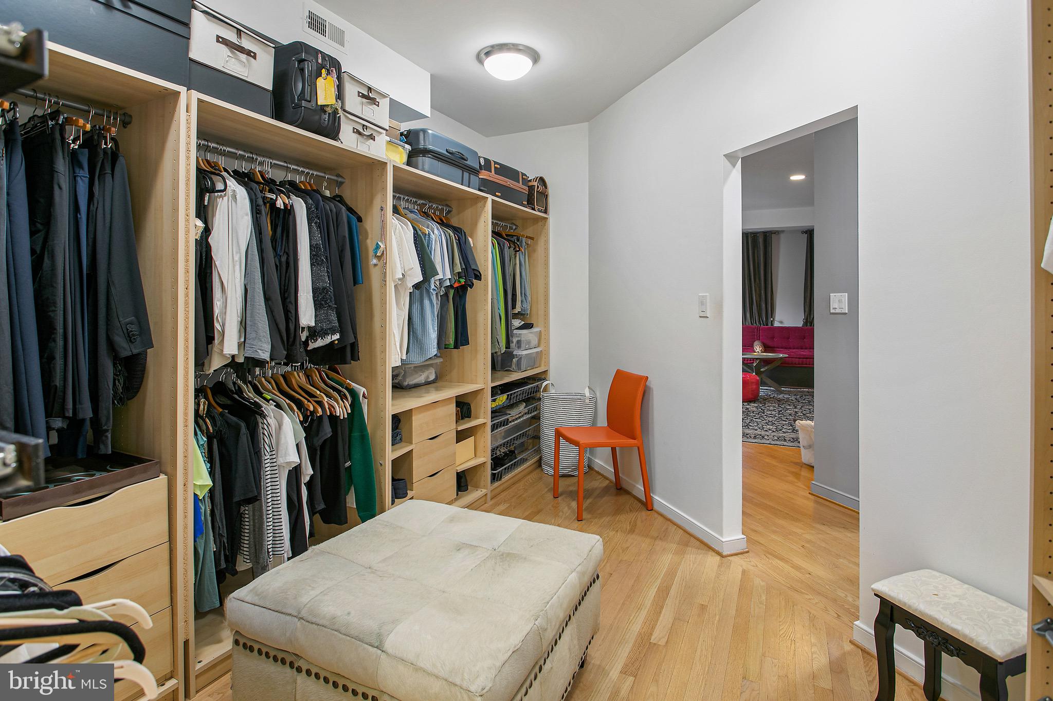 ROSSLYN - Residential