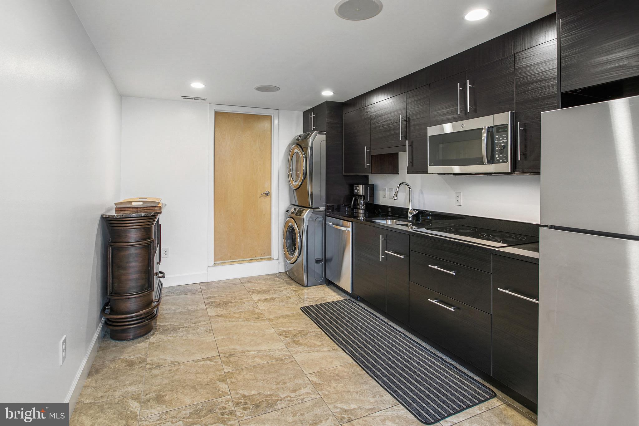 ROSSLYN - Residential