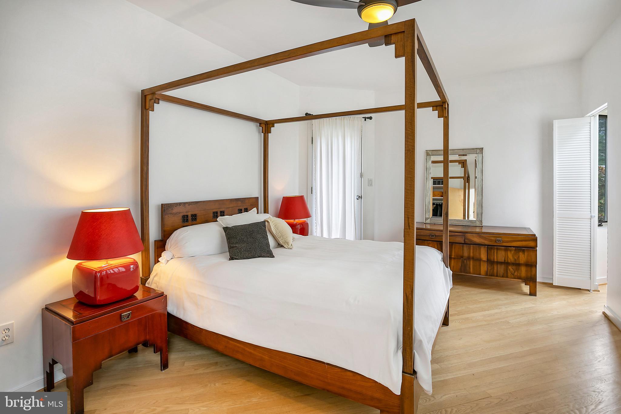 ROSSLYN - Residential