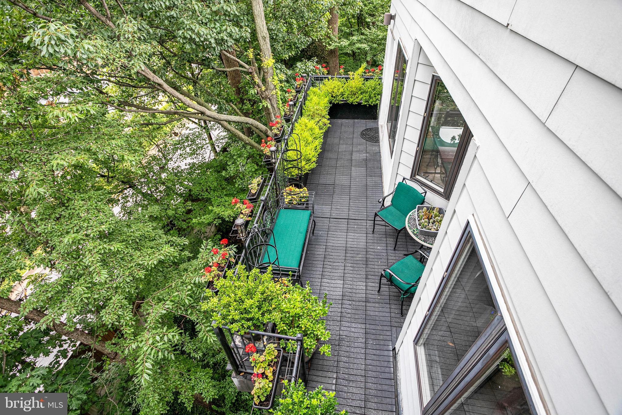 ROSSLYN - Residential